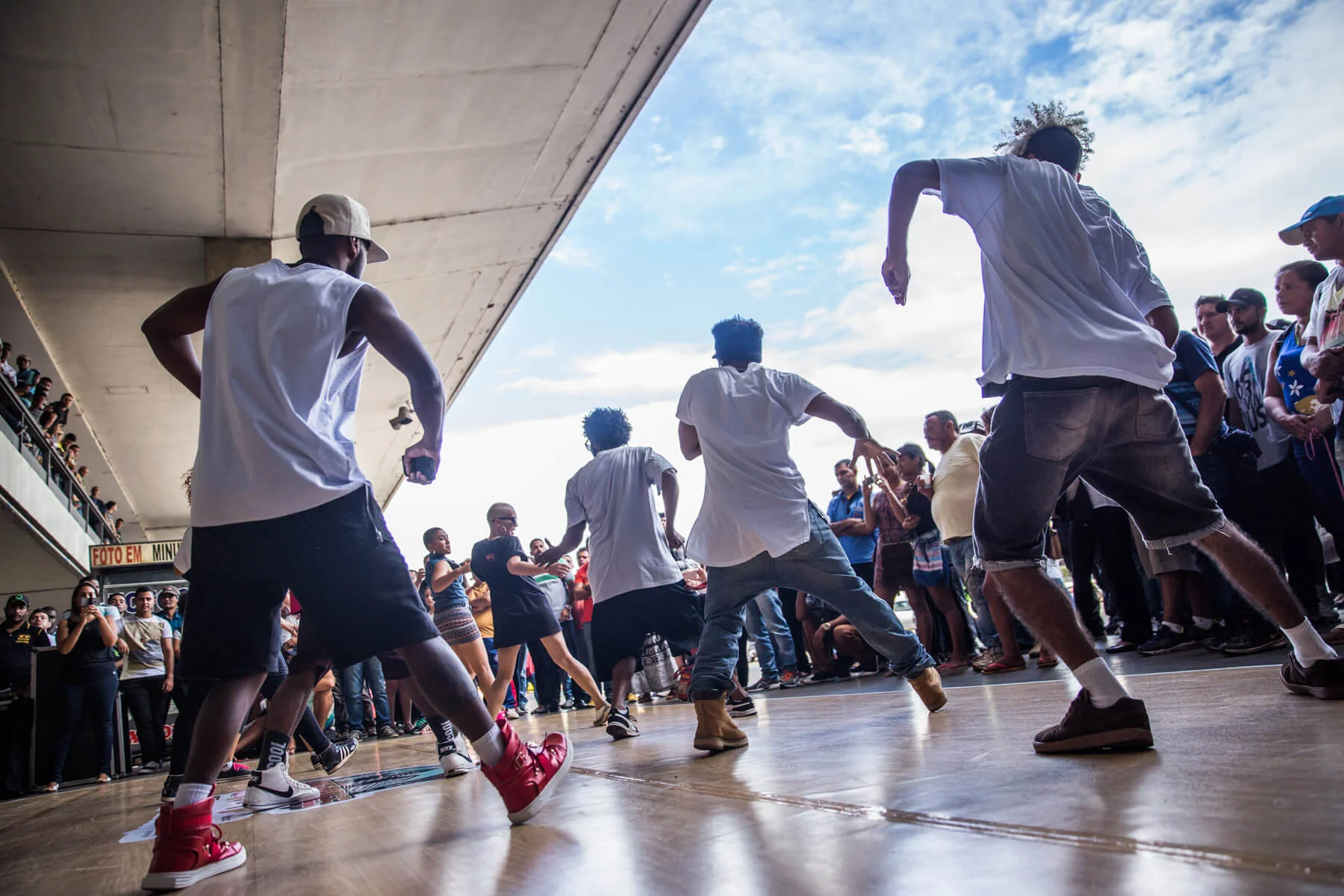 next level flash mob rodoviaria s-16.jpg