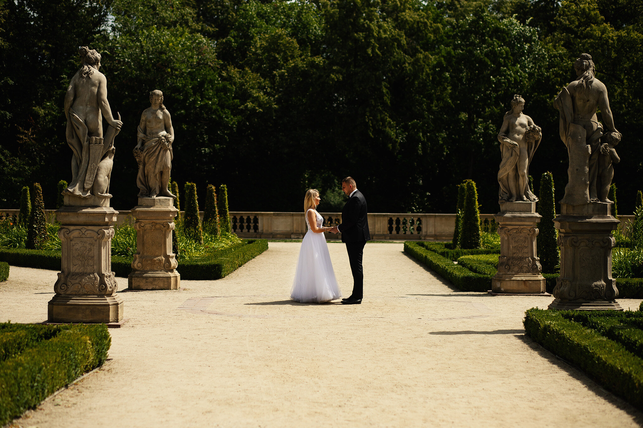 47_Paulina i Konrad_sesja slubna_obrobione.jpg