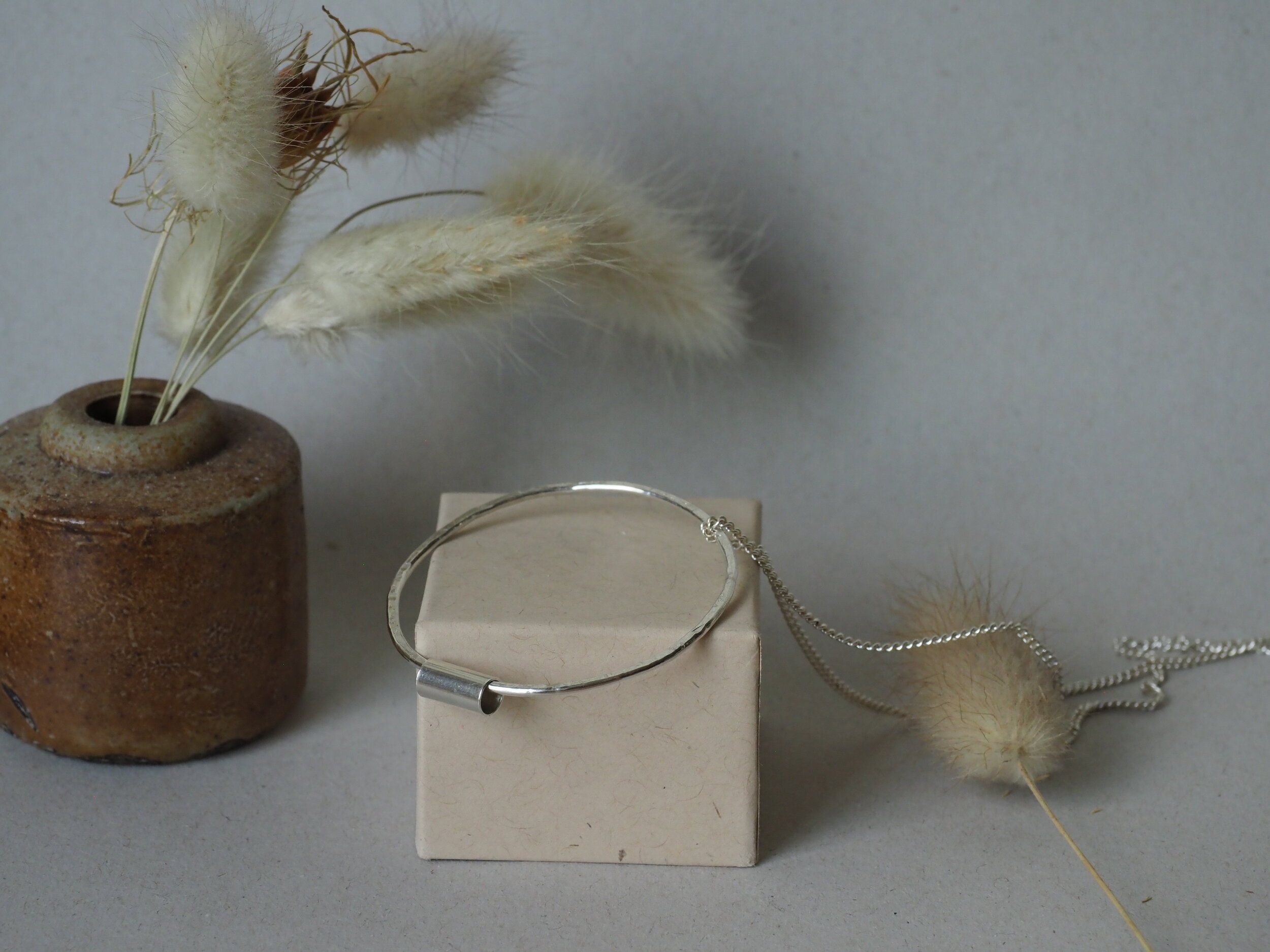 Large circle tube necklace