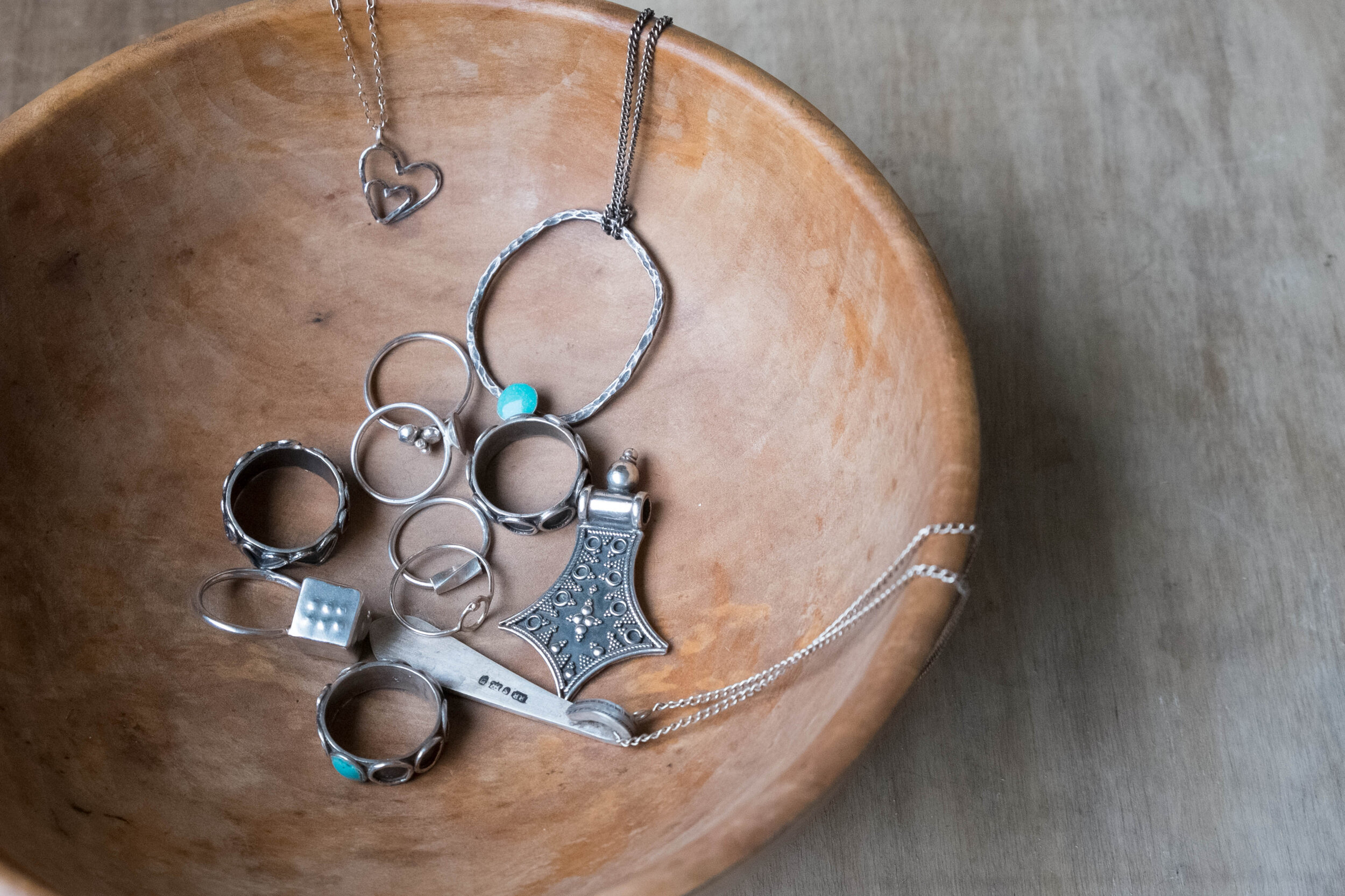 SALE BOWL - Various items 