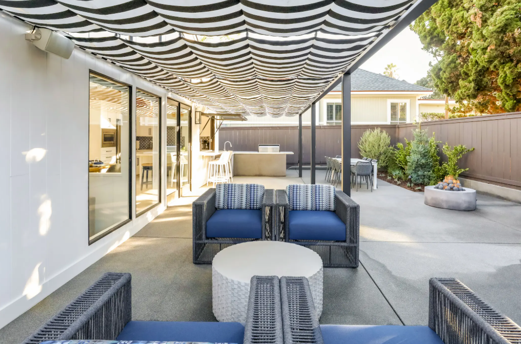 Del Mar Beach Hotel 1.png