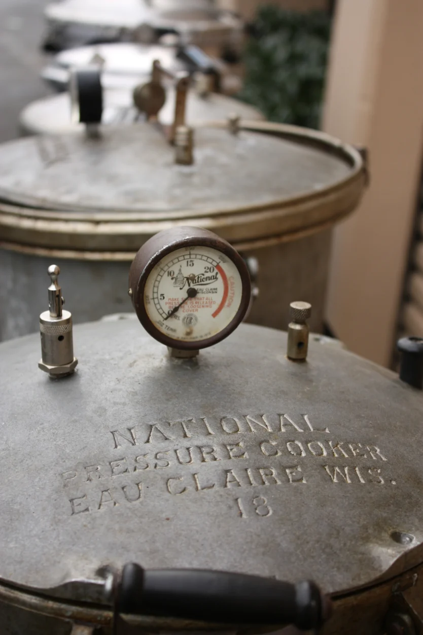 2014 Tuna Canning / Gallery Video