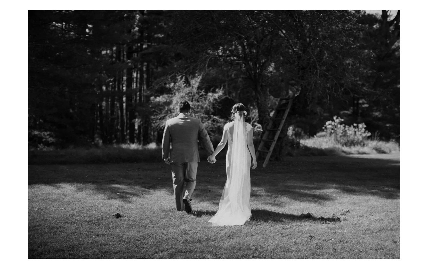 Destination Wedding Photographer, PNW Wedding Photographer, Washington Wedding Photographer, Oregon Wedding Photographer, West Coast Wedding Photographer, California Wedding Photographer, New York Wedding Photographer, Wedding Photography, Wedding Photos, Wedding Ideas, Wedding Inspiration, Japanese Wedding, Minimalist Wedding, Modern Wedding, Rose Gold Wedding, First Look, Bride and groom posing, Photojournalistic Wedding Photos, Bride and Groom, Wedding Day, Couples Portraits, Wedding Poses