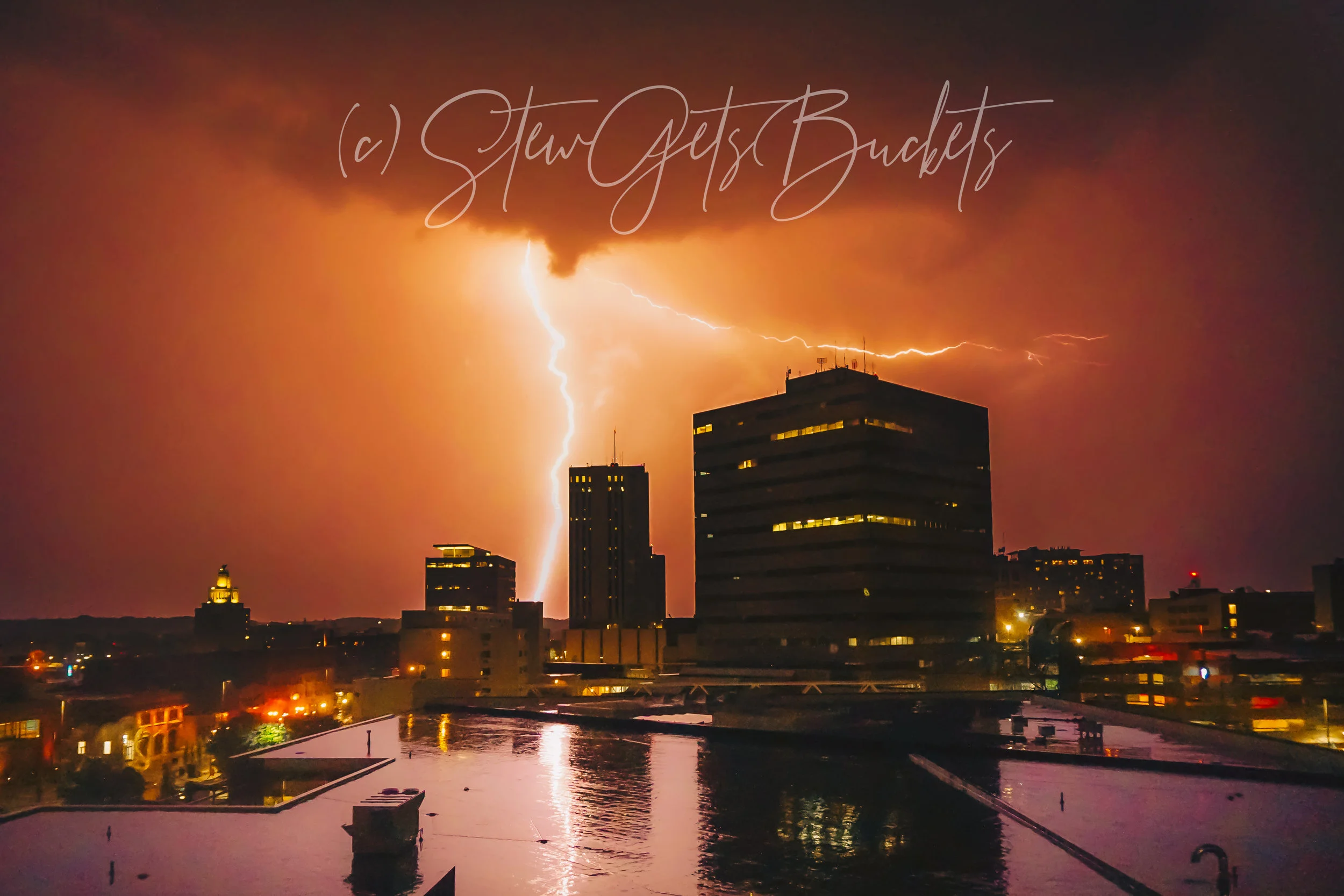big tags (c) STEWGETSBUCKETS - lightning strikes-02399.jpg