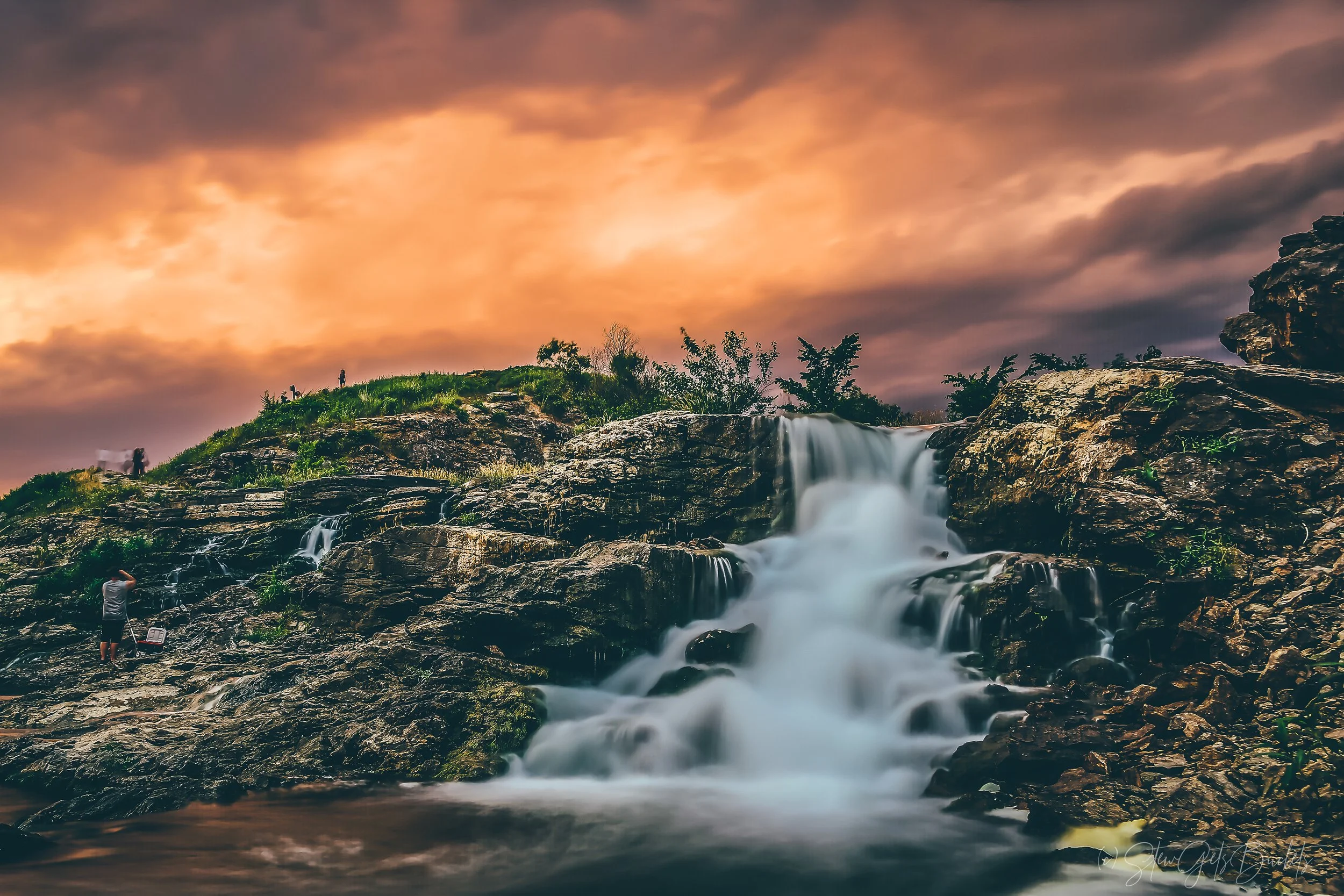 Market Prints -Coralville Spillway - 2x3-24.jpg