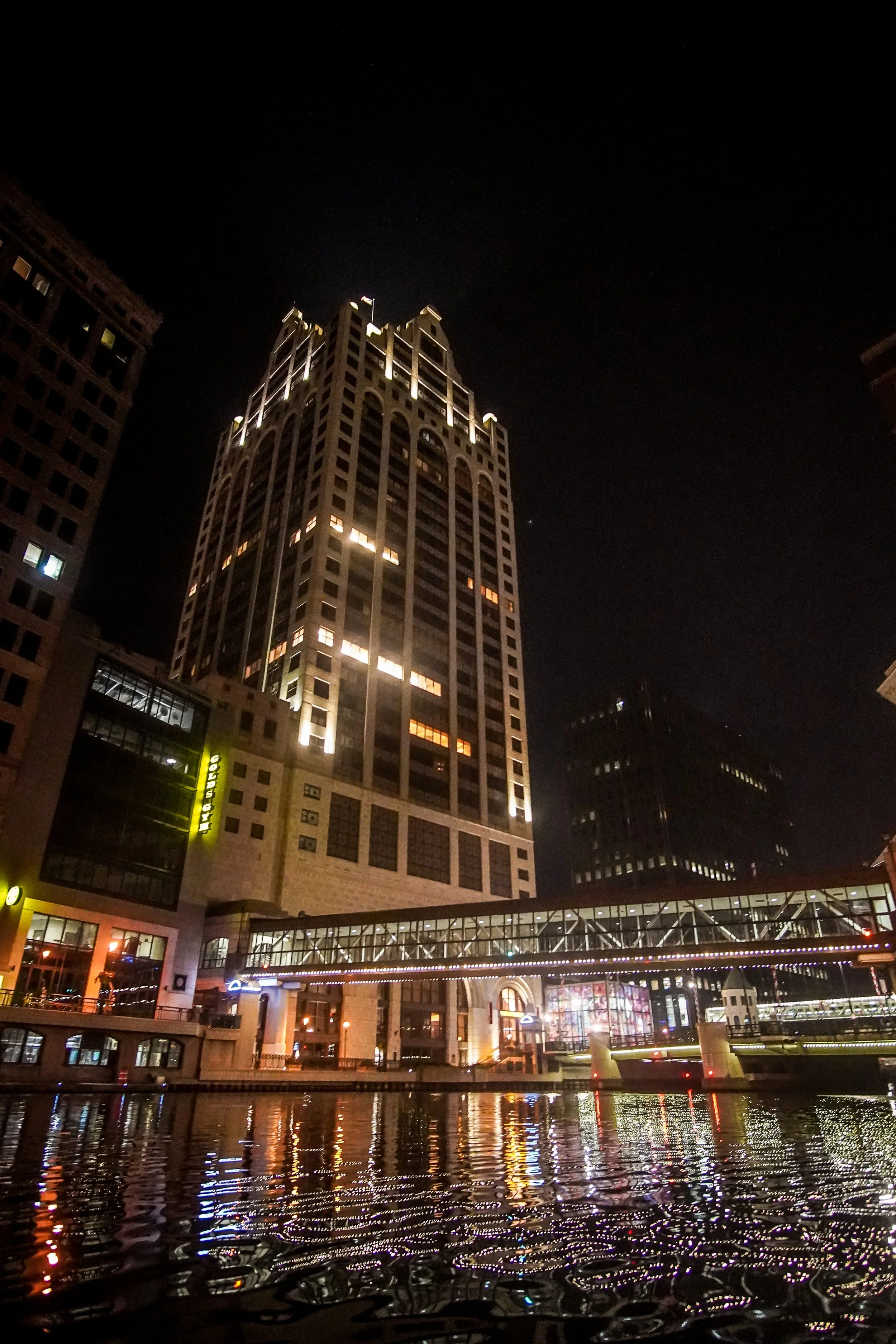 MILWAUKEE, WI