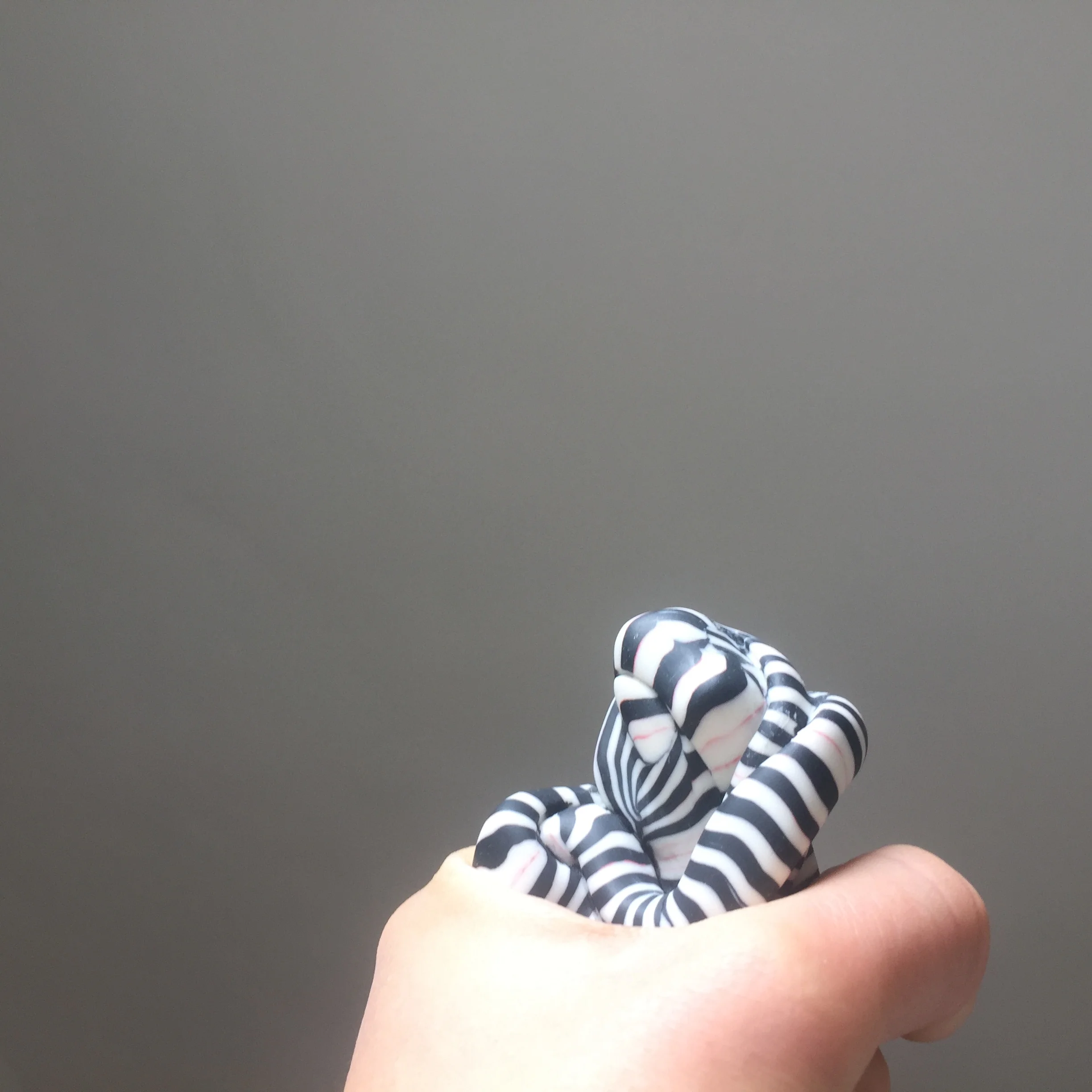  Tick think/Tock think, metronomic thoughts (netsuke)  Porcelain and Fine Silver  2018 