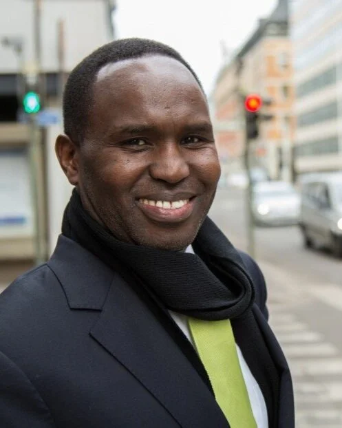 Dr. Mohamed Elsanousi