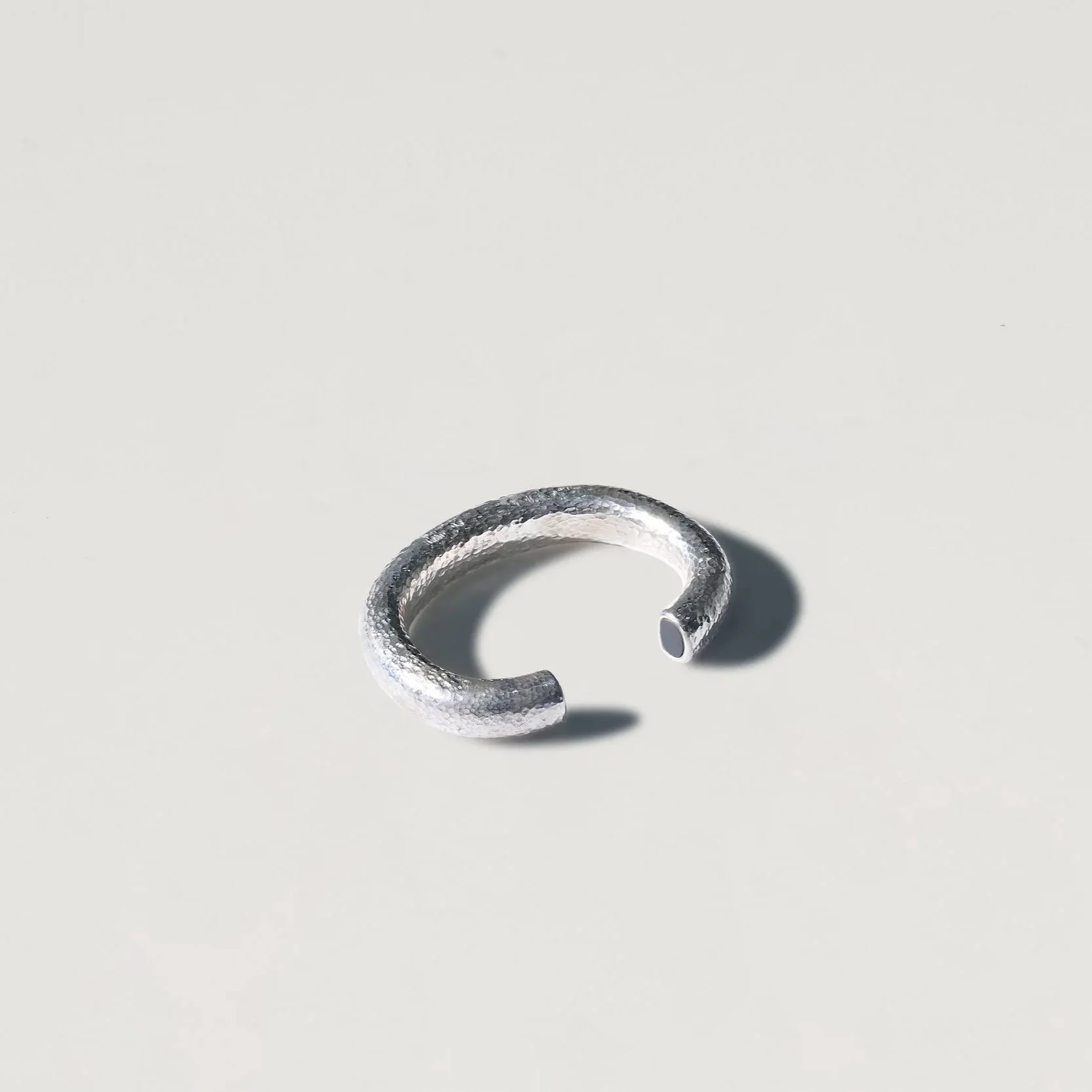 SILVER+CUFF_F+1.jpg