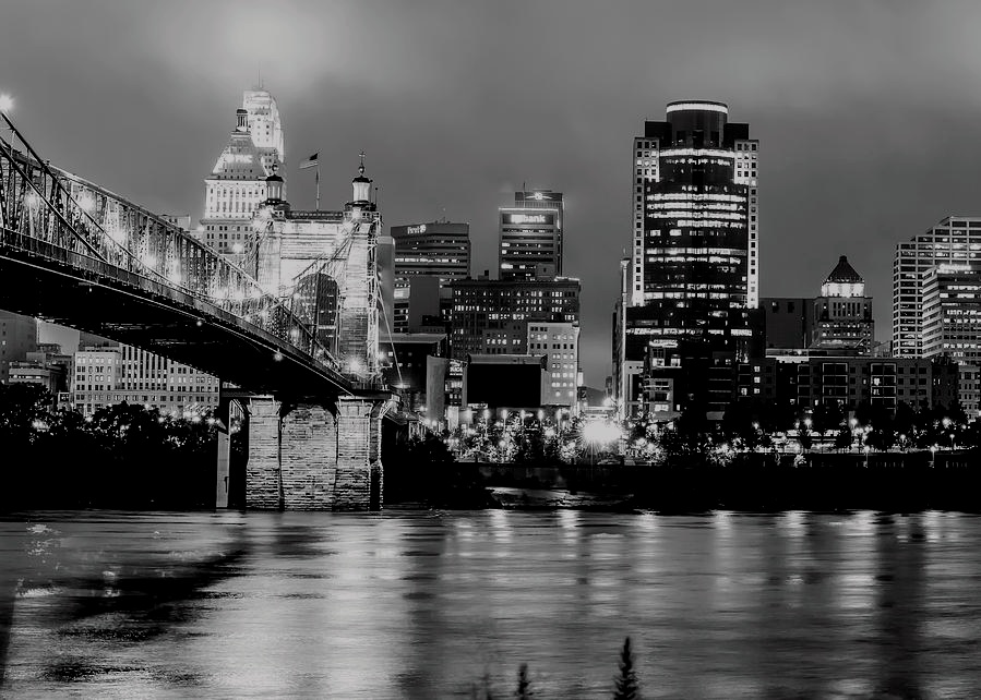 cincinnati-ohio-skyline-and-the-ohio-river-black-and-white-gregory-ballos.jpg