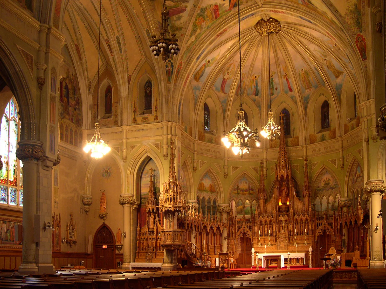 2003-06-403-32-01.jpg
