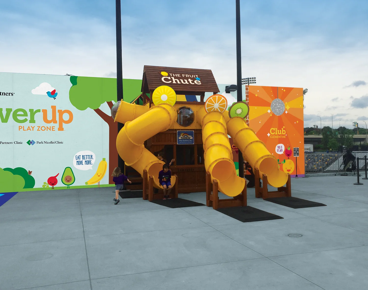 PowerUp PlayZone_Right_FLAT.jpg