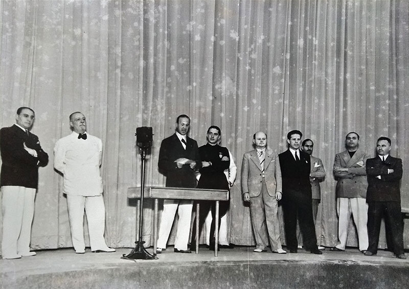 2-07_Inauguration Palais 1937.jpg