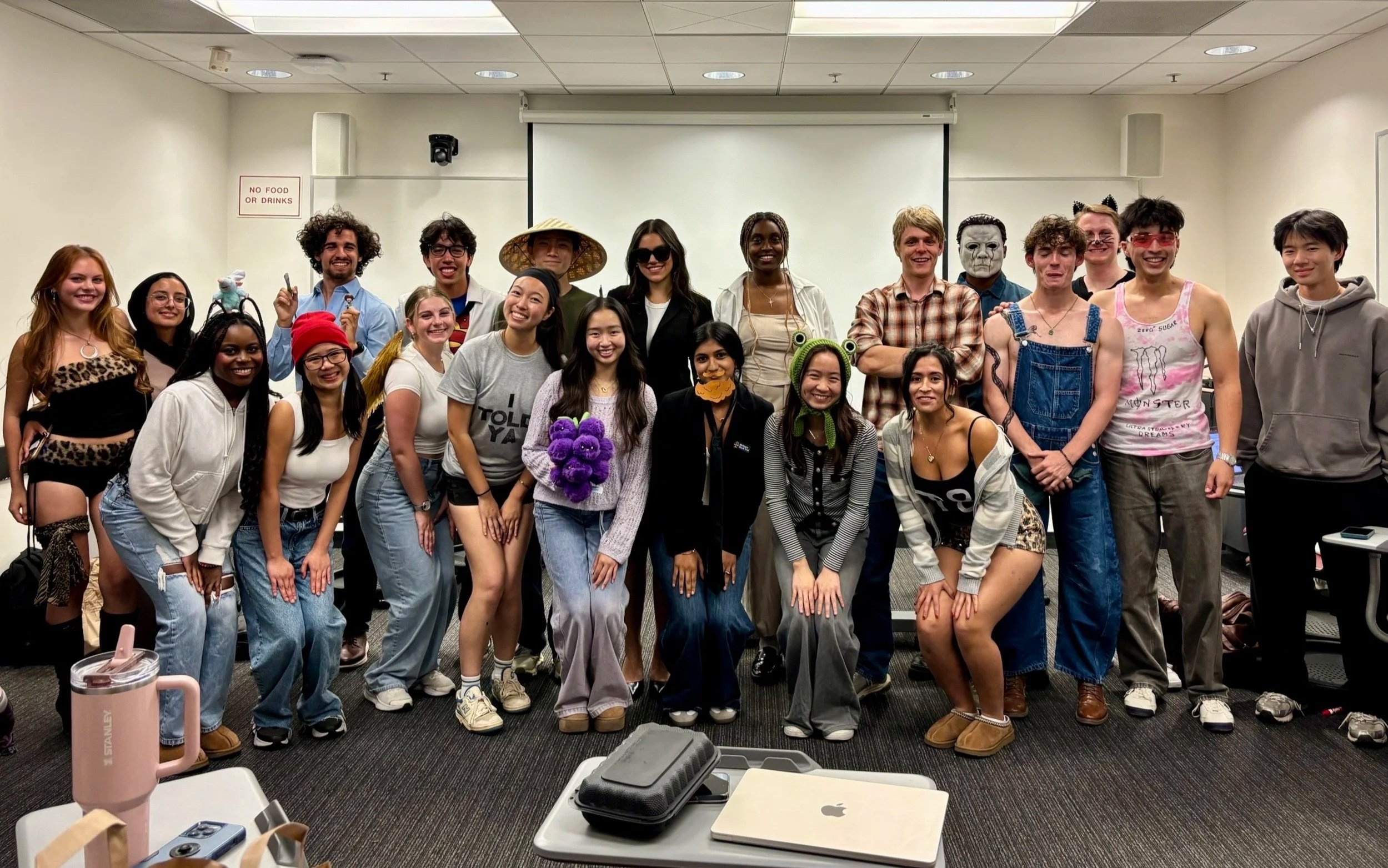 halloween25.jpg