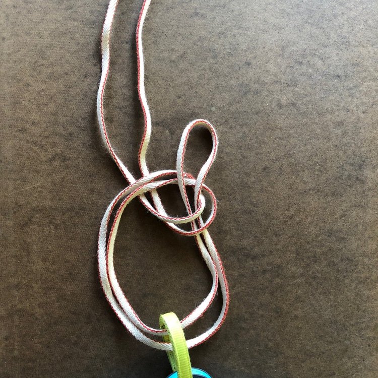 Double loop bowline for a rappel tether — Alpinesavvy