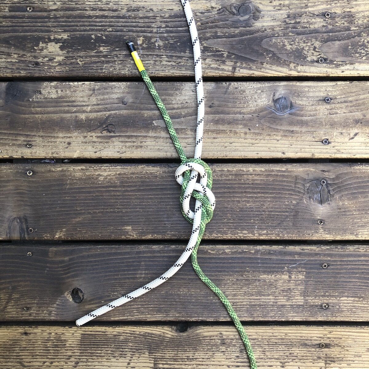 The Flemish bend for connecting two rope ends — Alpinesavvy