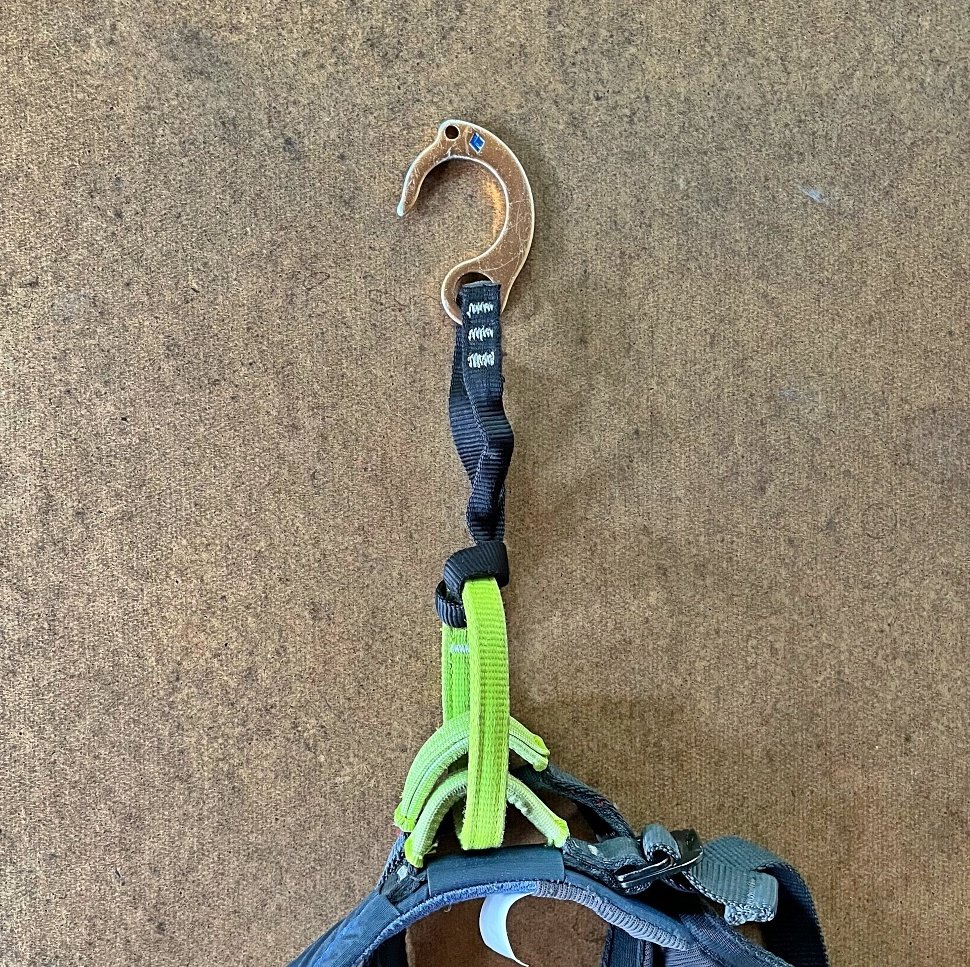 Sport climbing tip - use a quickdraw for a “fifi hook” rest