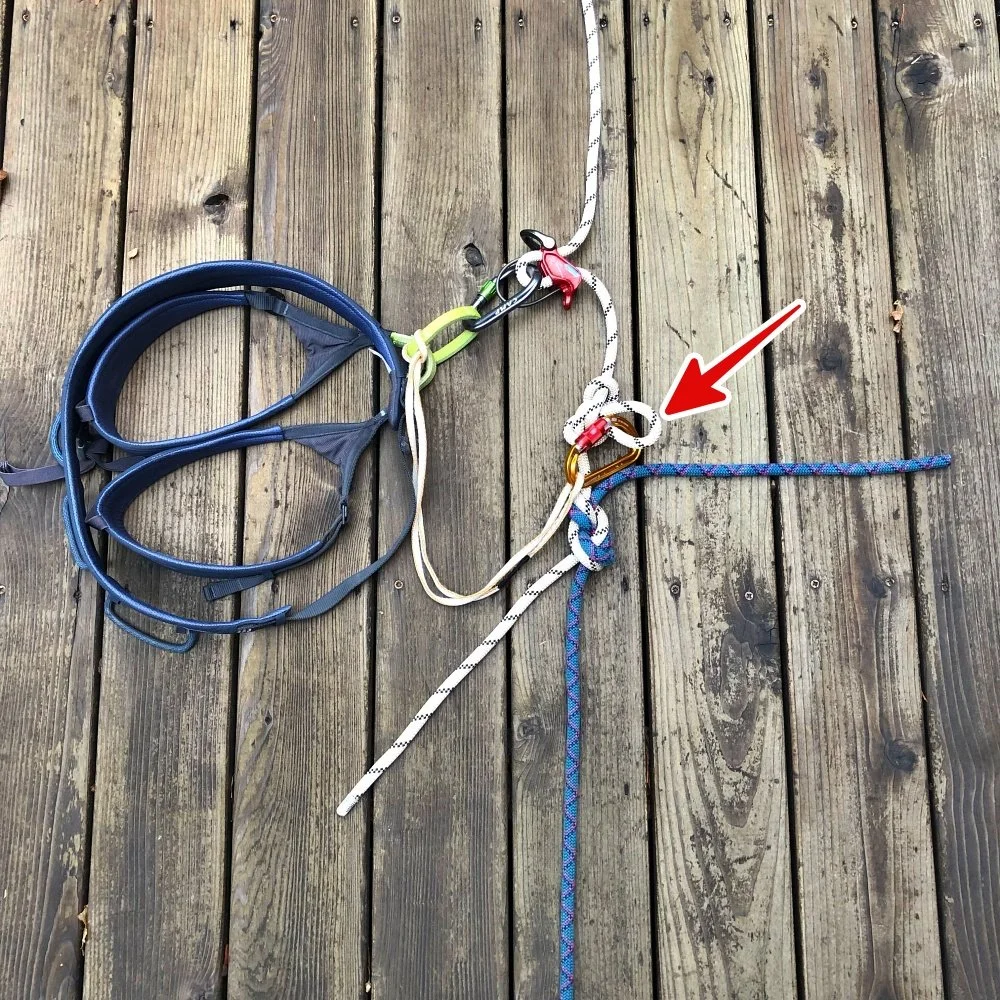 Easy way to pass the knot on a single rope rappel — Alpinesavvy