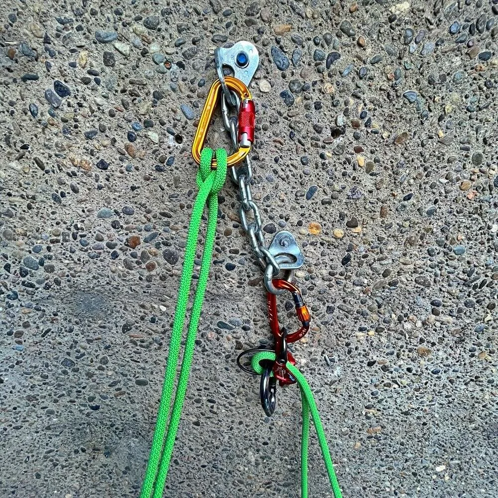series anchor - vertical chain