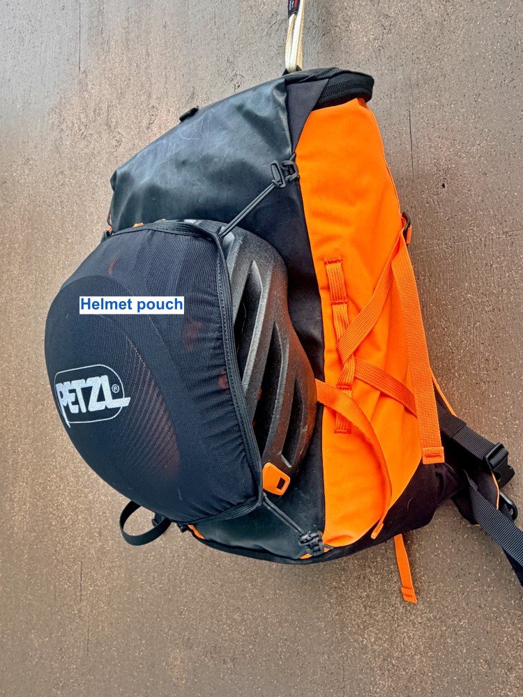 petzl bug helmet pouch.JPG