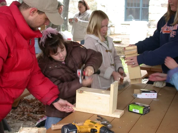 GOAS and MSU host a family bird house building event at Bull Shoals Field Station’s Drury House.