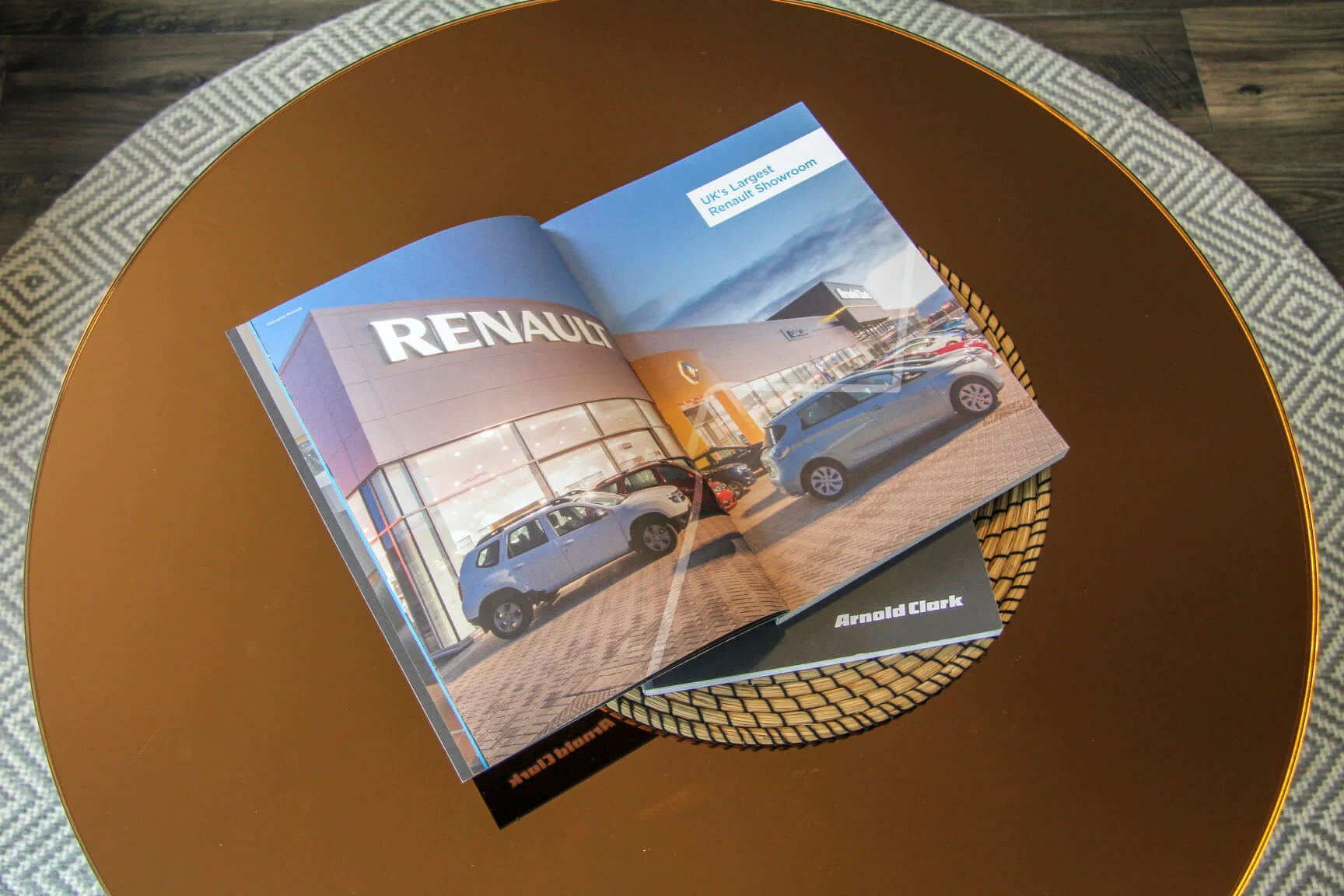 002_AnnualReport_2015_Web_008.jpg