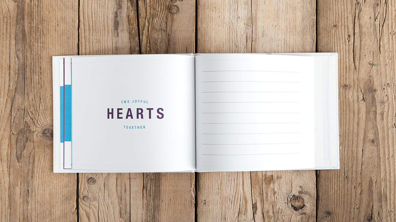 SigningBook_Web_007.jpg