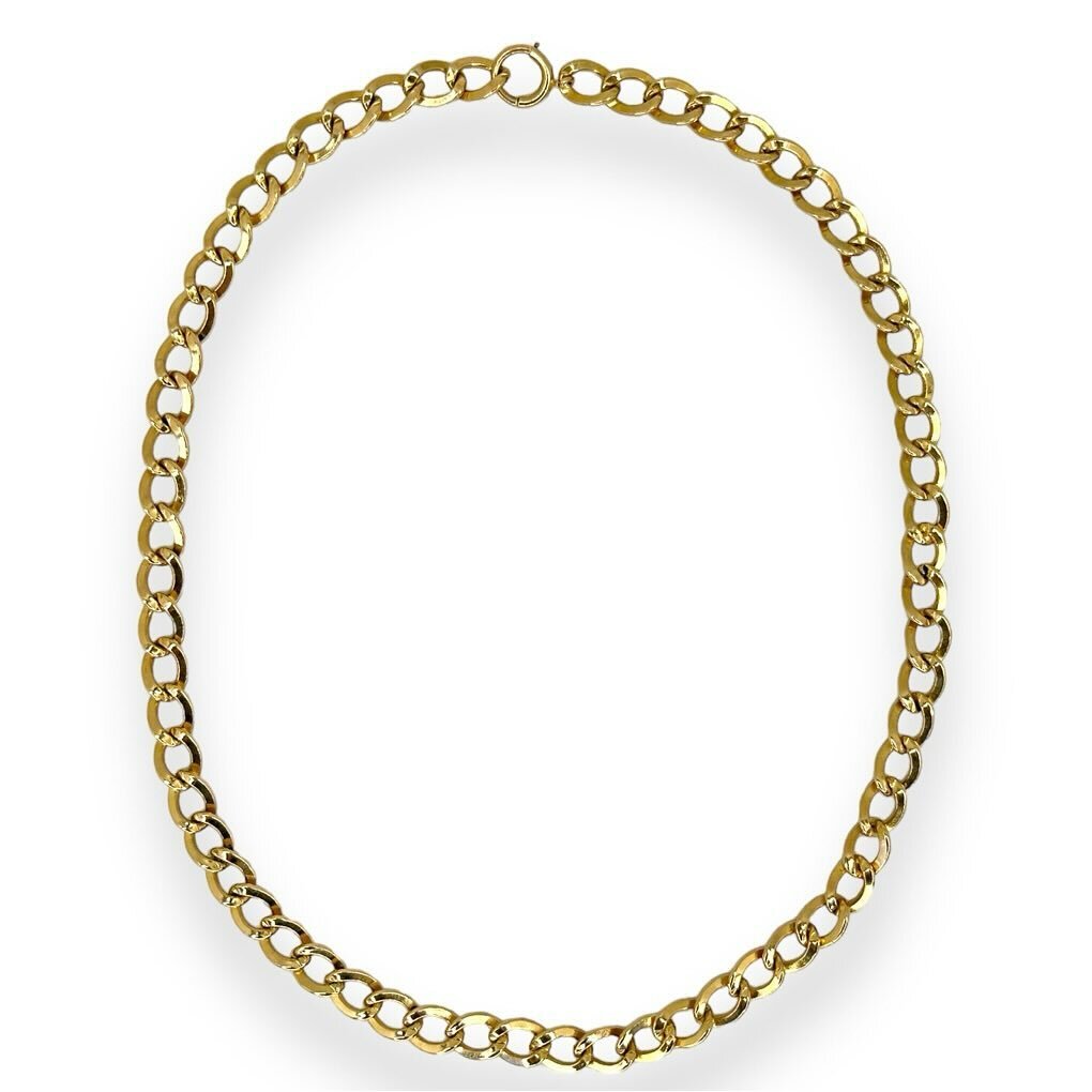 Vintage Extra Large Open Curb Link Chain! 14k yellow gold (32.53g), 16.5&rdquo; long, with a O-ring clasp! Such a gorgeous neck stacker - available online, DM for more info 🤍