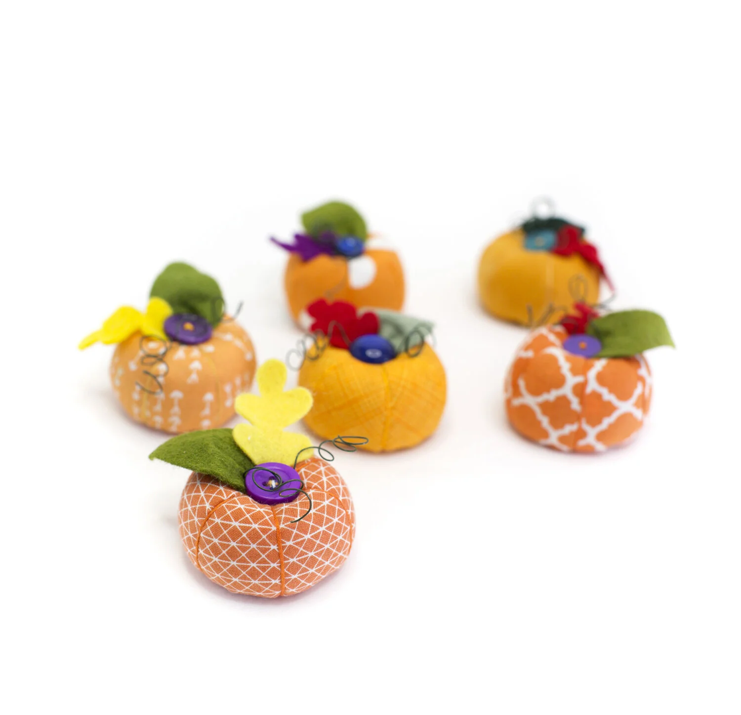 Big Dolores Pumpkin Pincushion Pattern PDF — Sewn Wyoming