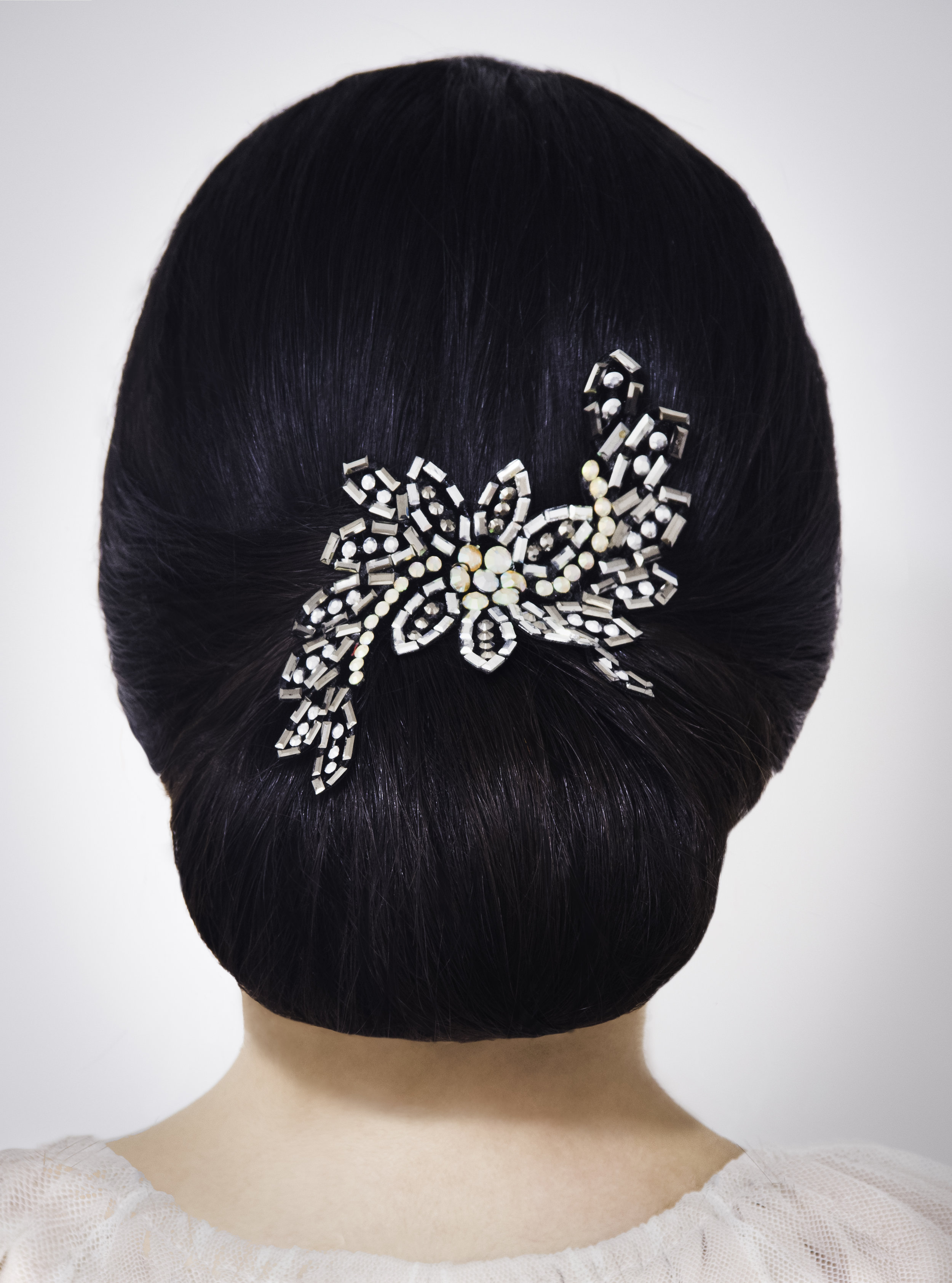 bridal hair #3 basic chignon with hairpiece above