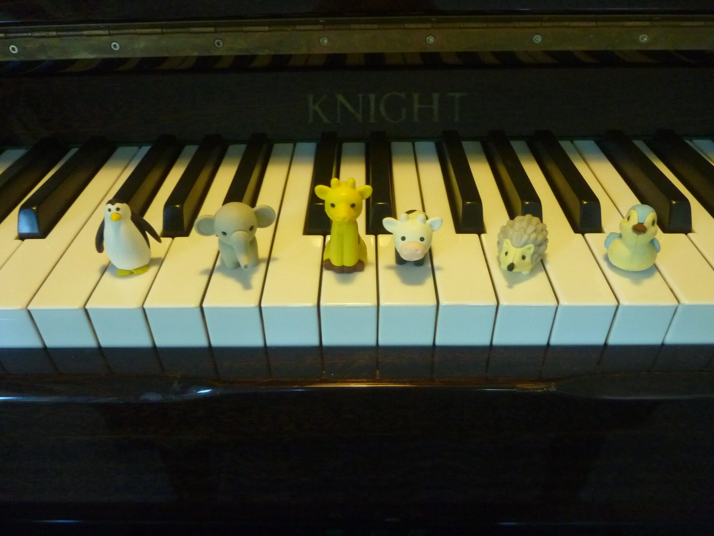 Fun teaching aid for the piano studio
