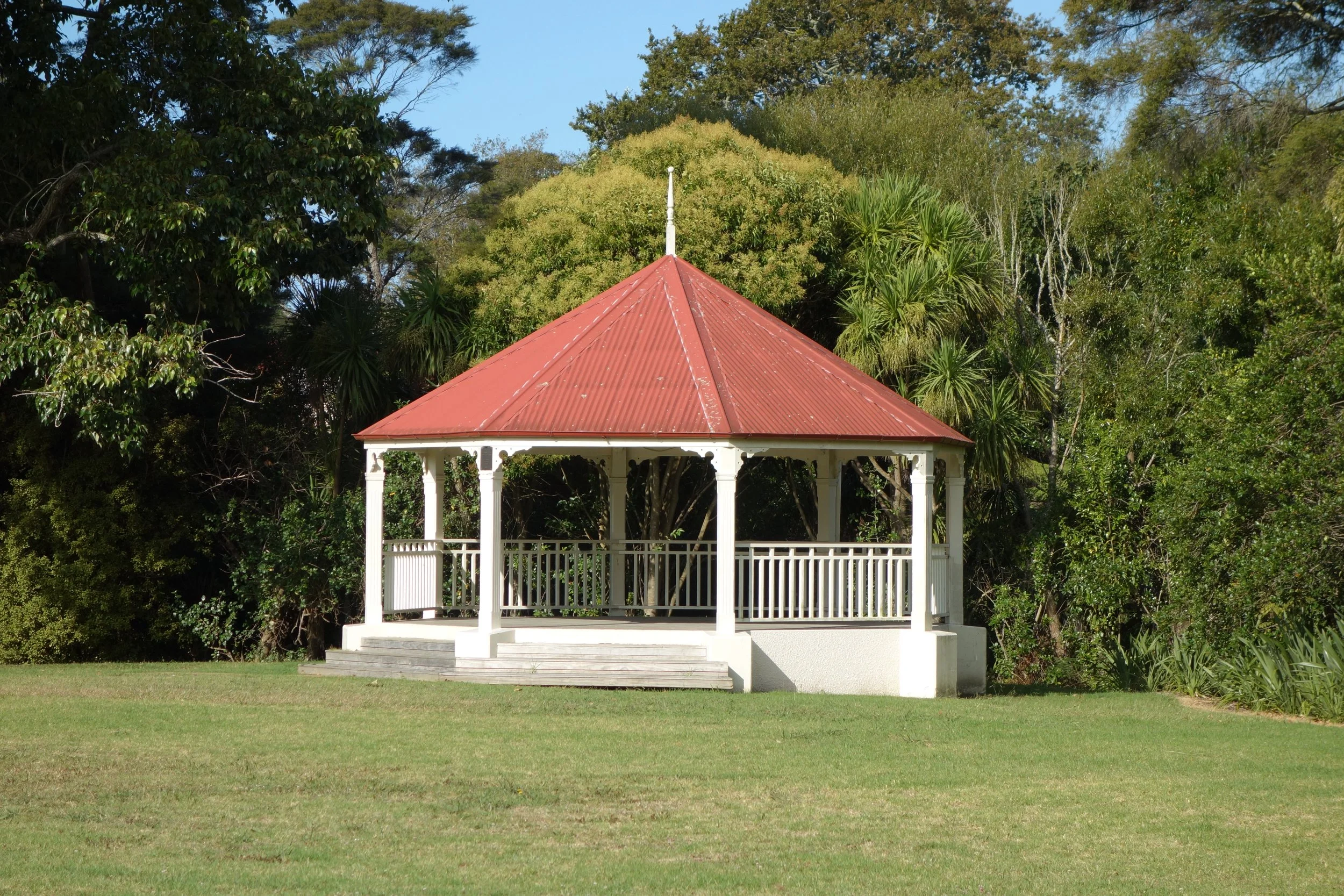 Falls Park Henderson Band Rotunda