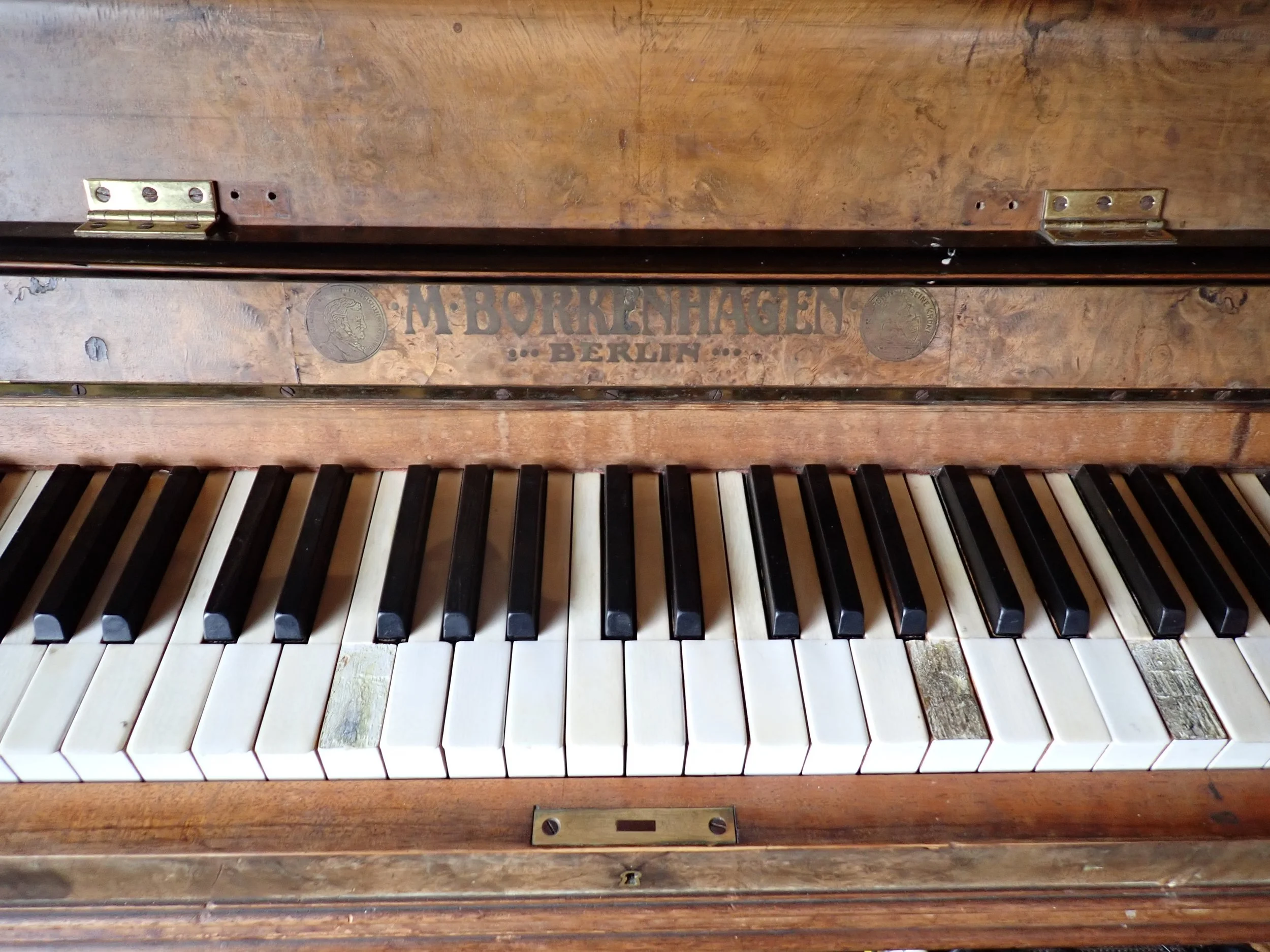 M. Borkenhagen piano