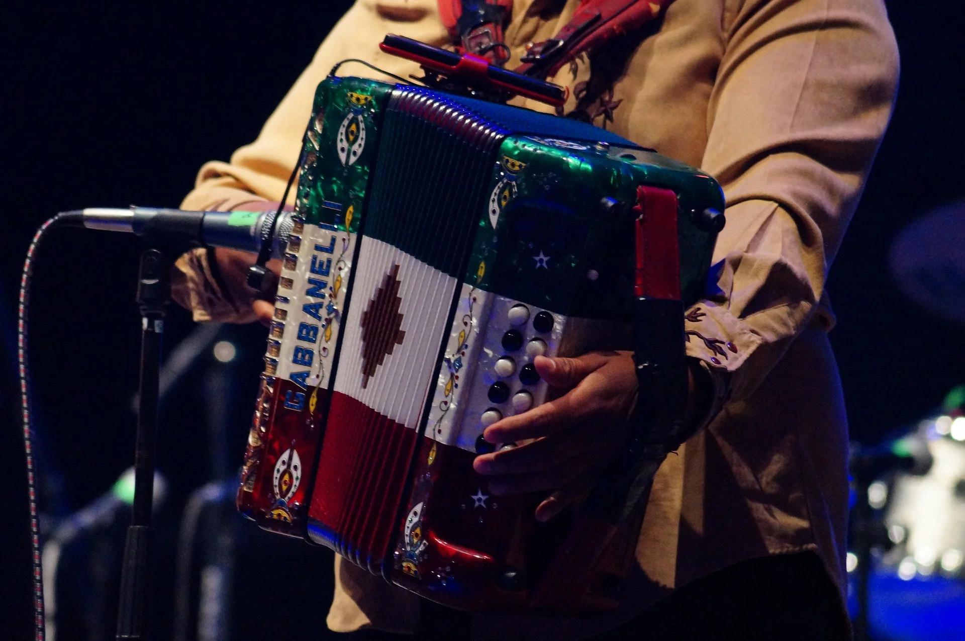 instrument-881191_1920.jpg
