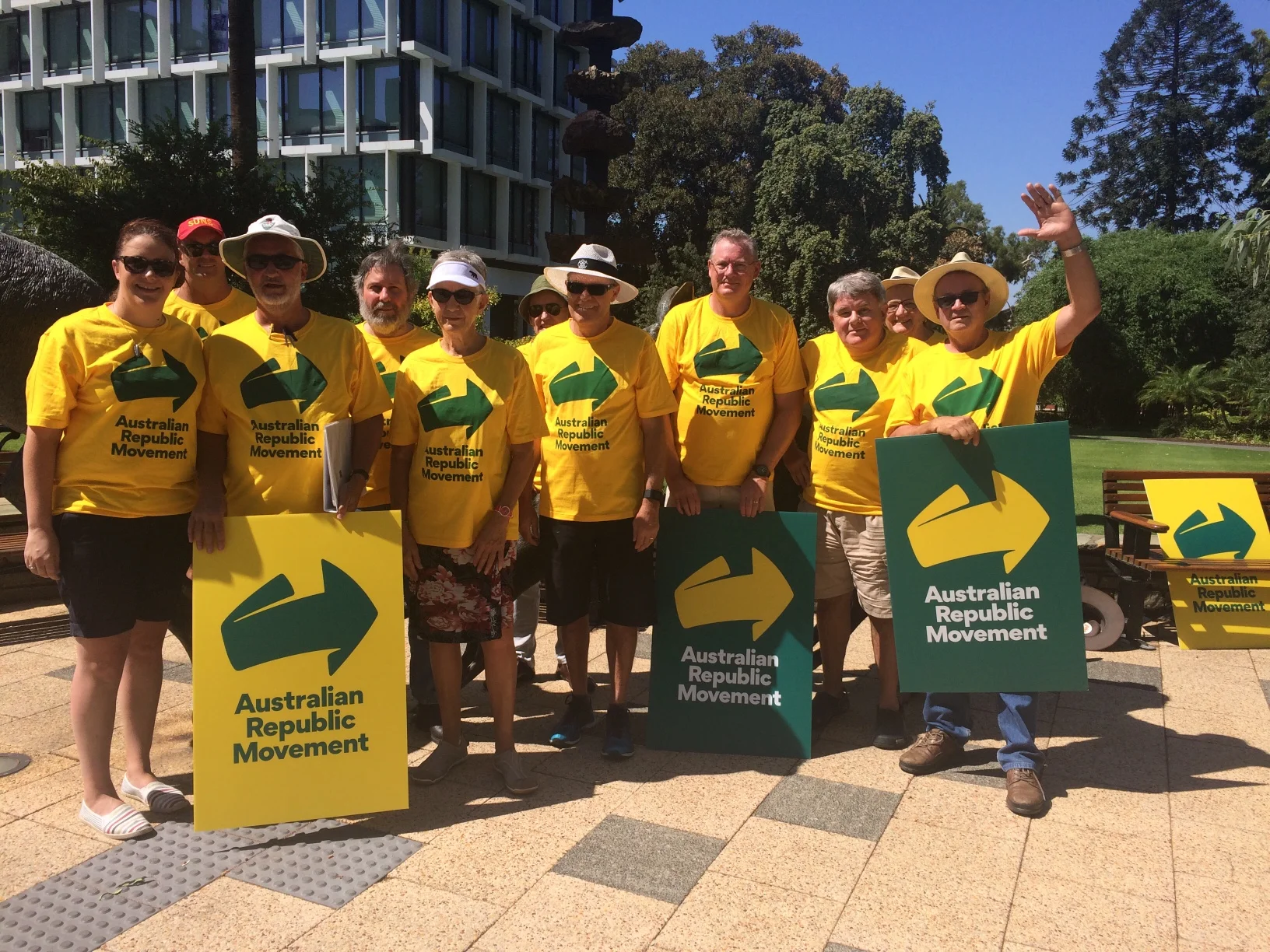 Slack for iOS Upload.jpg