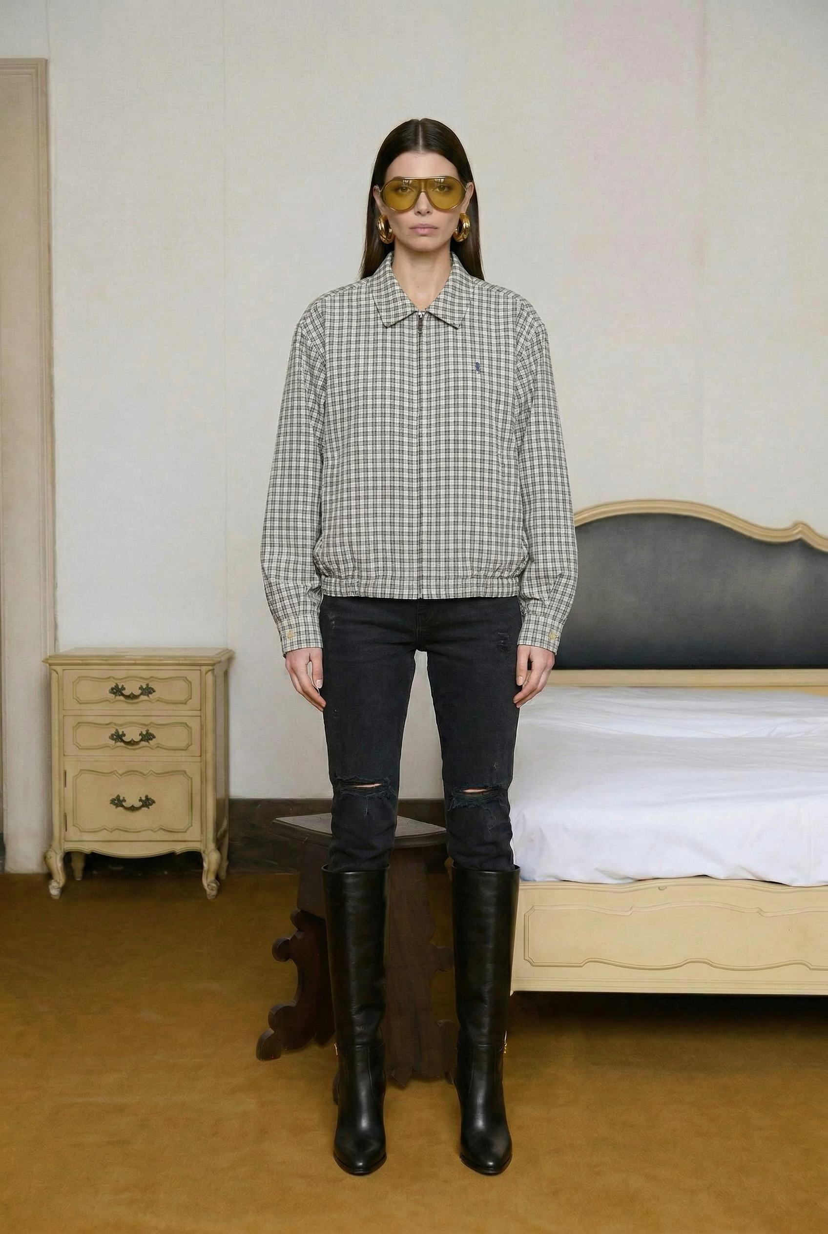 woman_is_wearing_the_glasses_f_Nano_Banana_2_22164.png