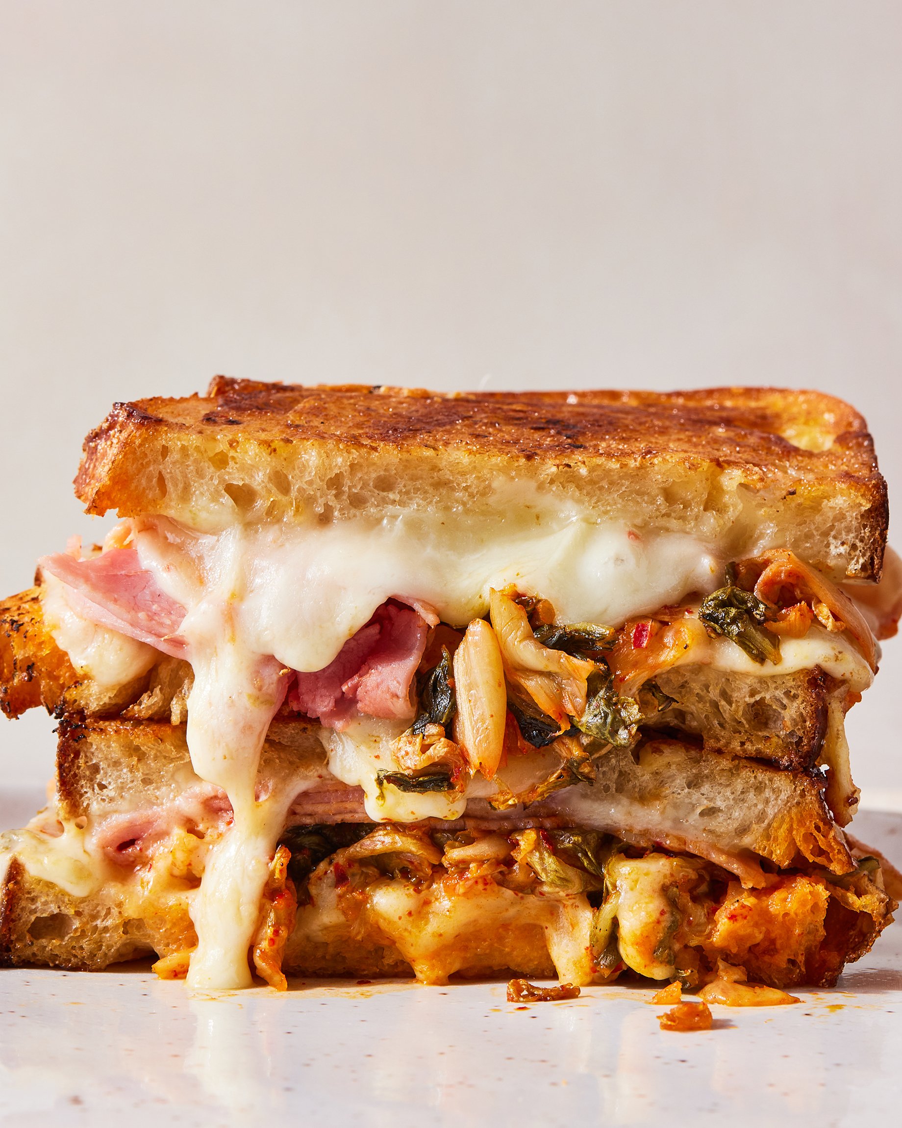 Kimchi_Grilled_Cheese_with_Ham_0350.jpg