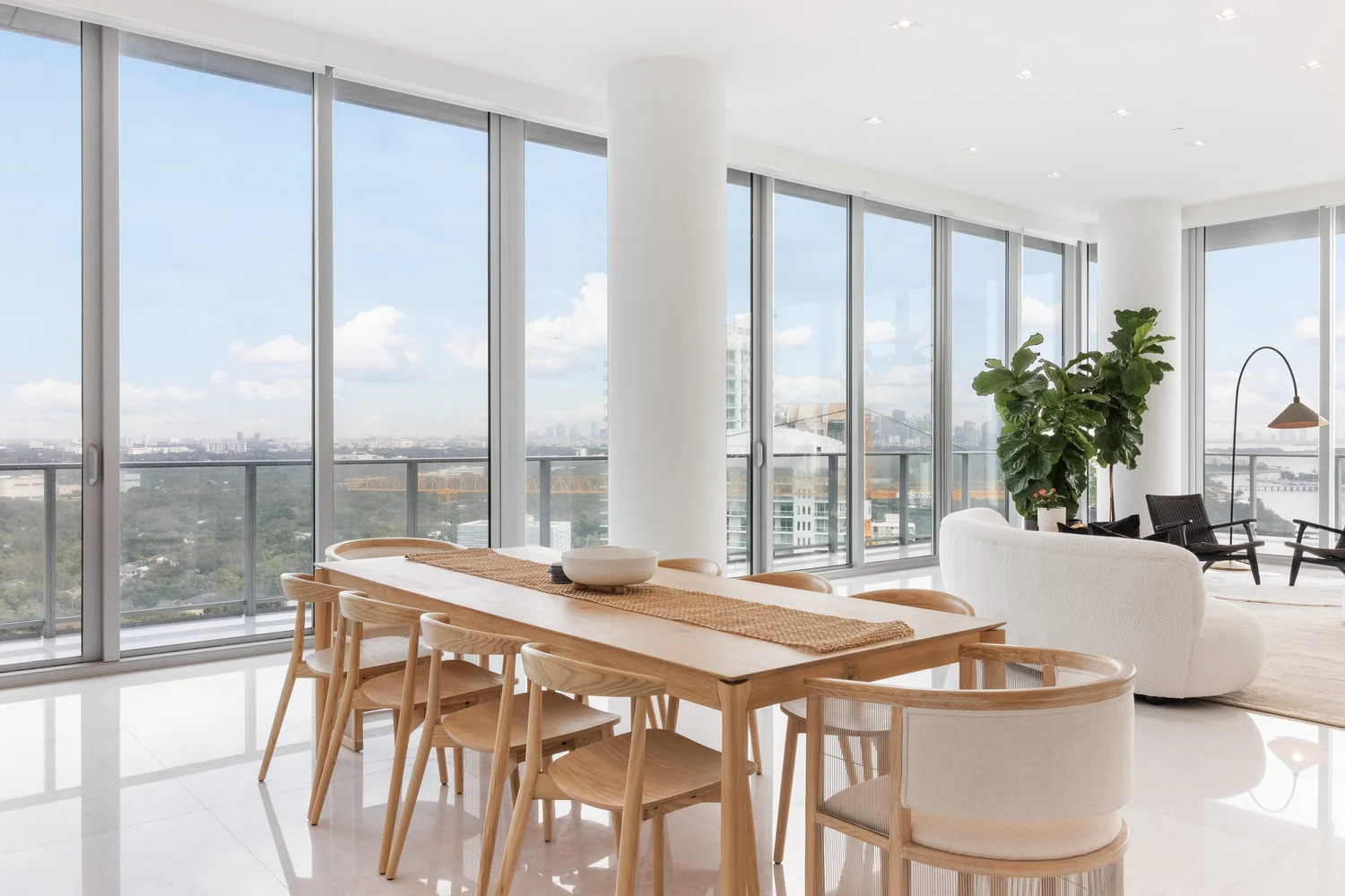 Picture of Bayfront Penthouse — CURATED.