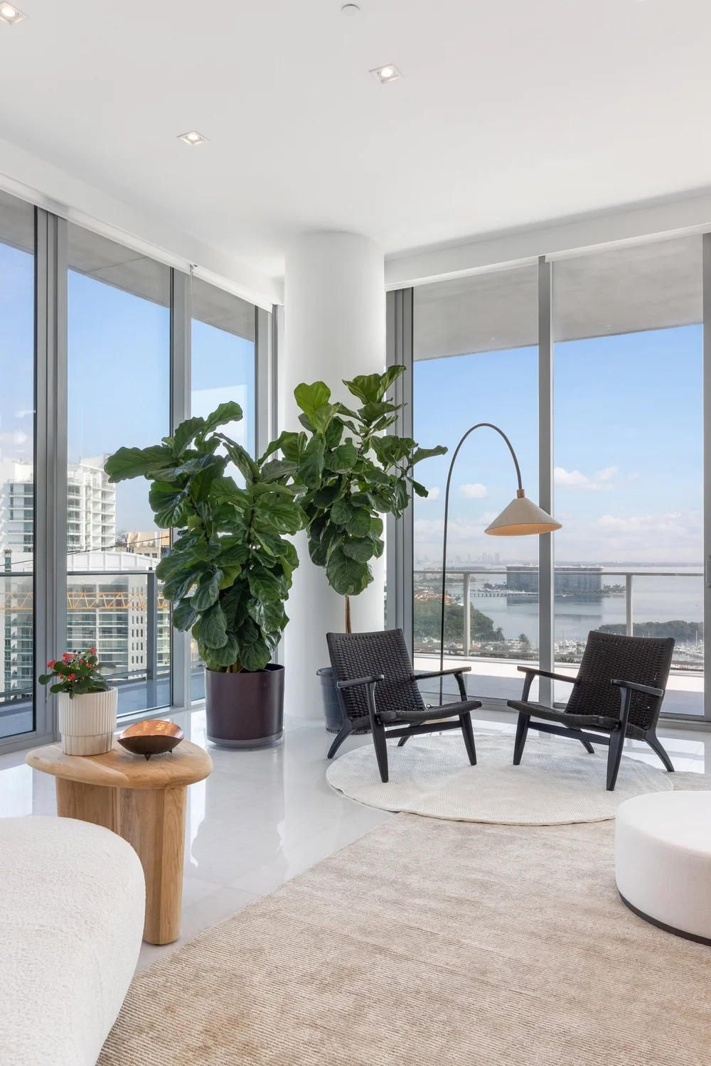 Picture of Bayfront Penthouse — CURATED.