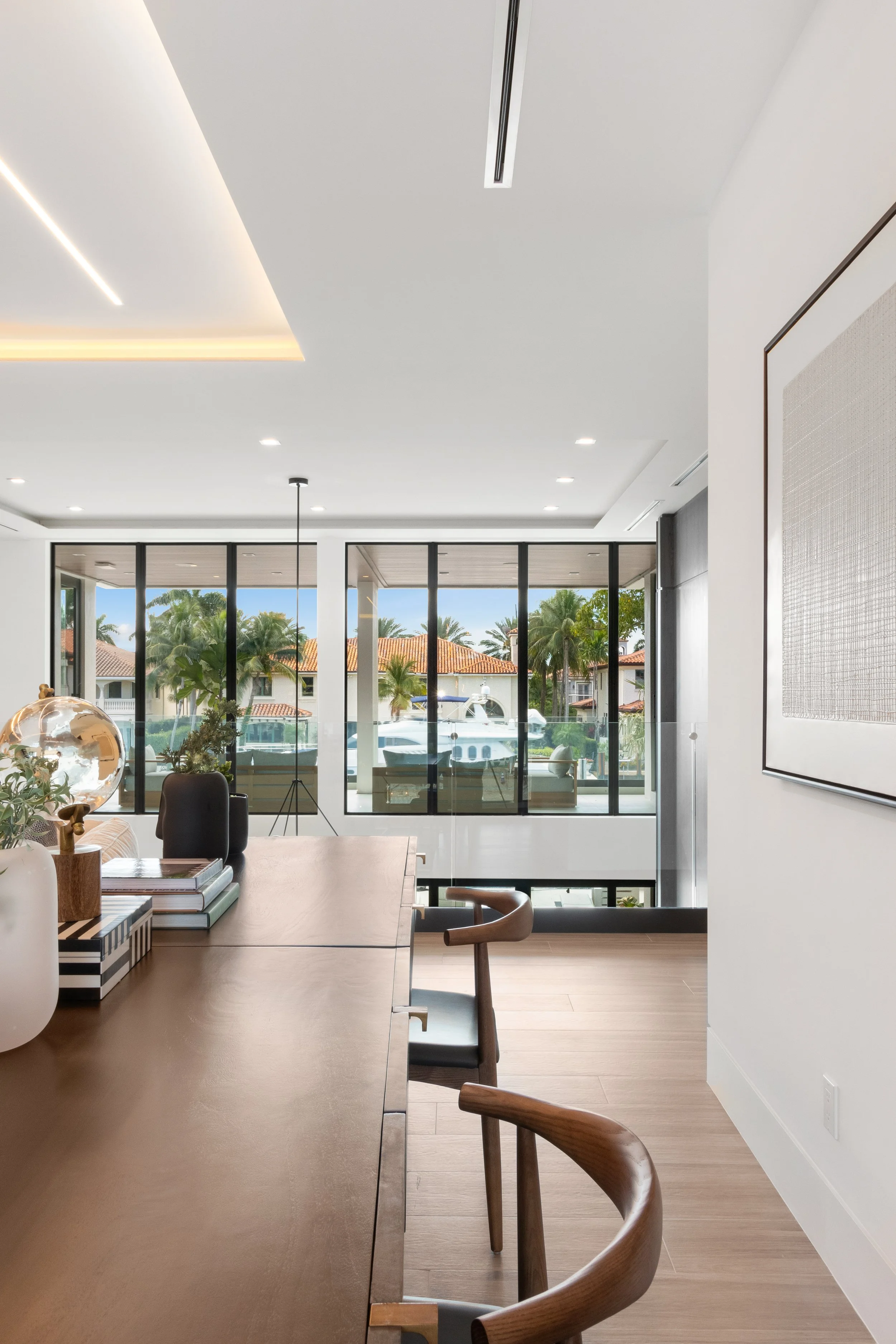 Transitional Waterfront in Fort Lauderdale - Interior Design — CURATED.
