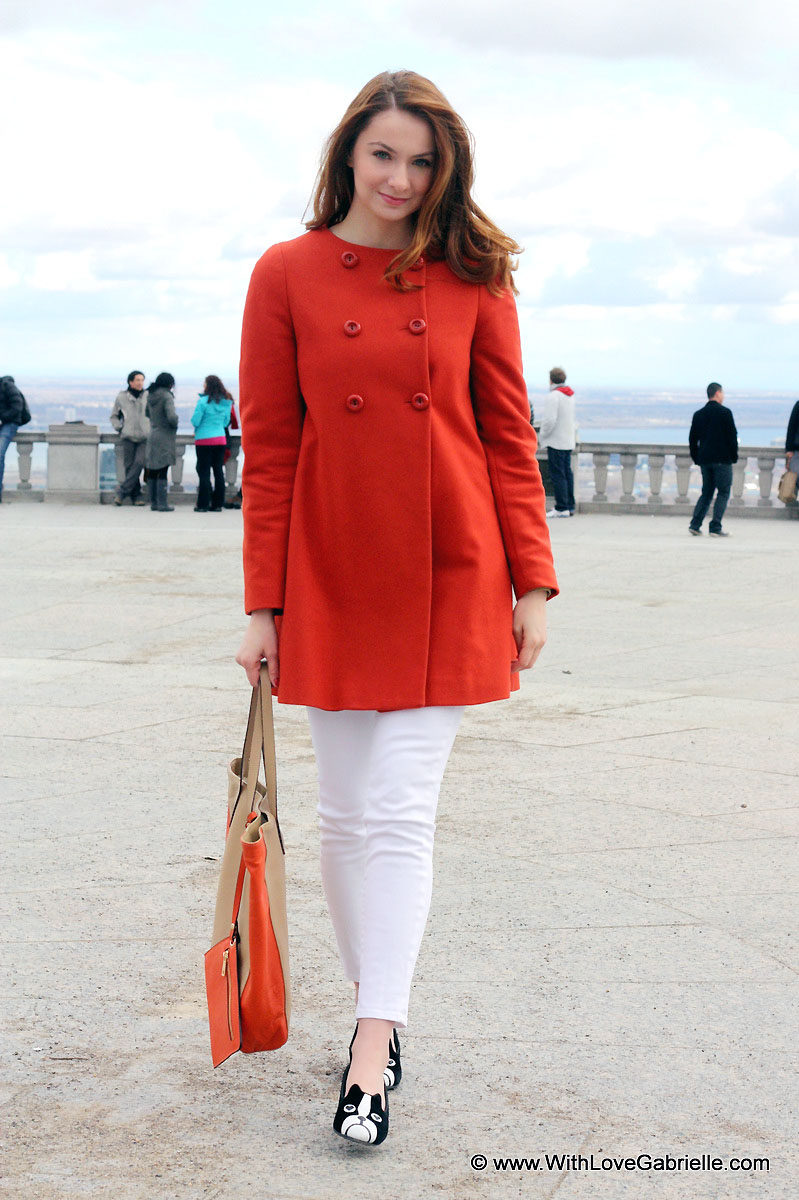 I AM WEARING:   Zara Coat // 7 for All Mankind Roxanne Jeans // Marc by Marc Jacobs Friends of Mine Loafers // Juicy Couture Cashmere Sweater // Sole Society Ainsley Tote