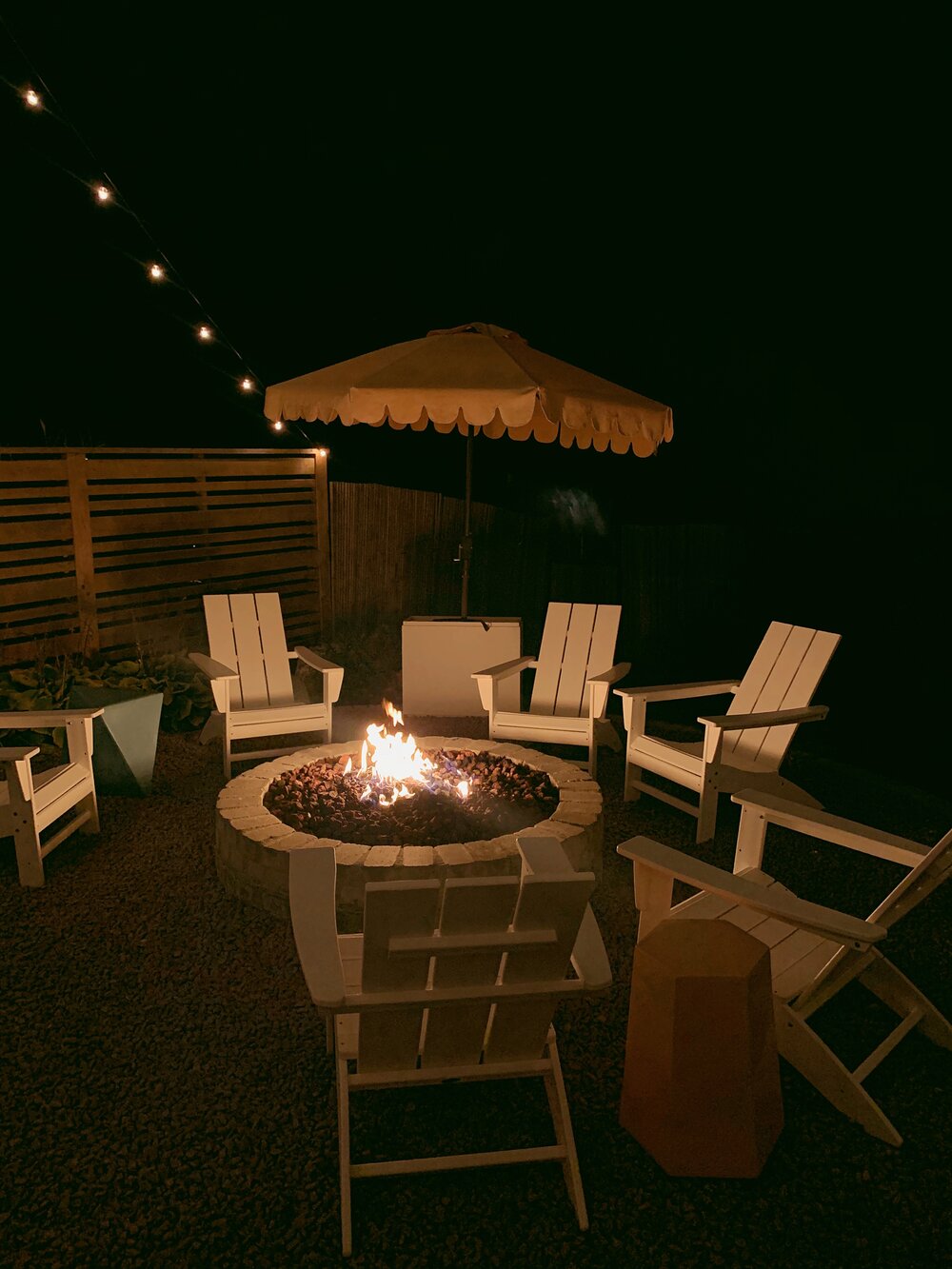 The-June-Motel-Patio.JPG