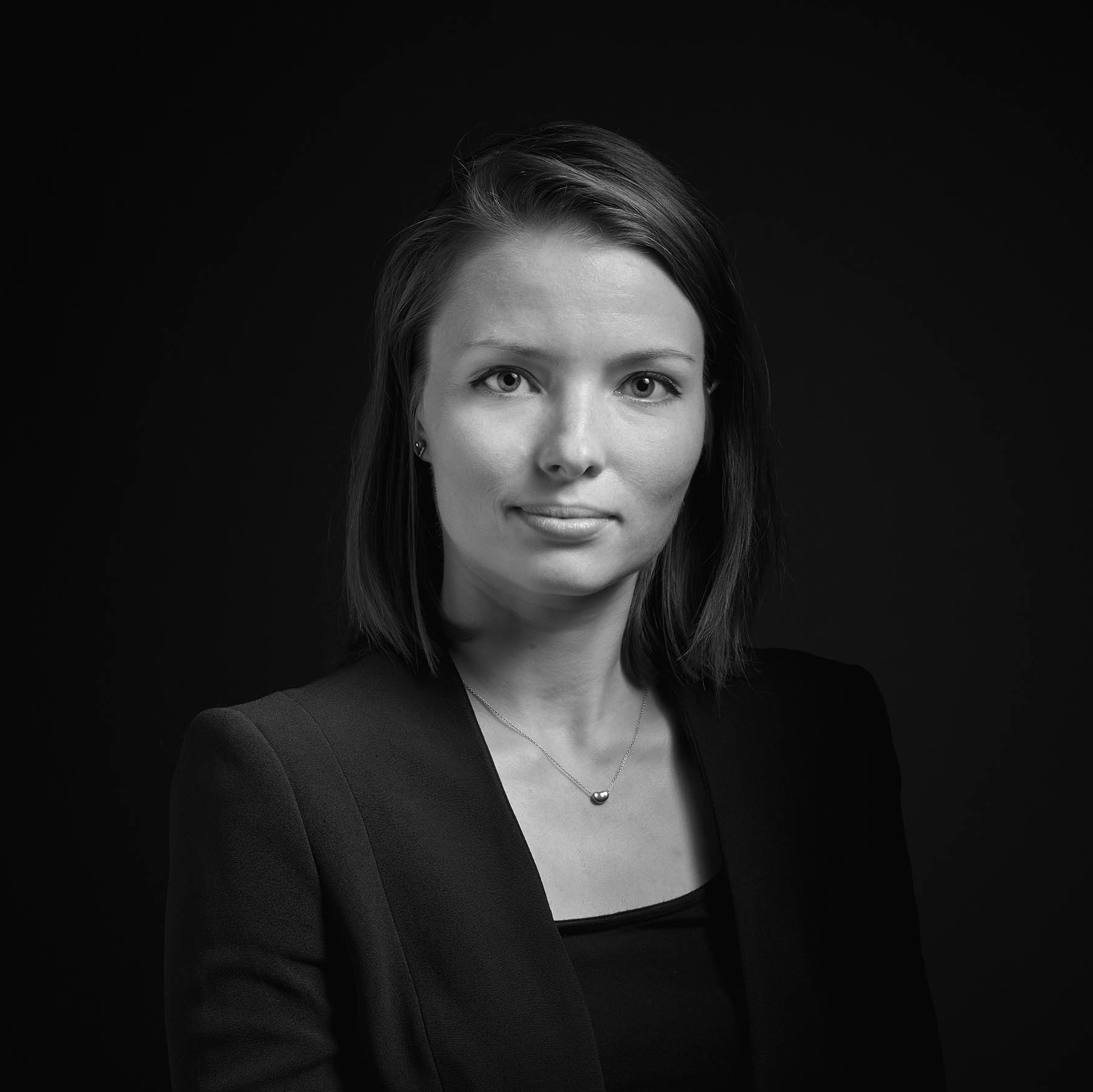 JARRATT_emma_257_BW_2000px.jpg