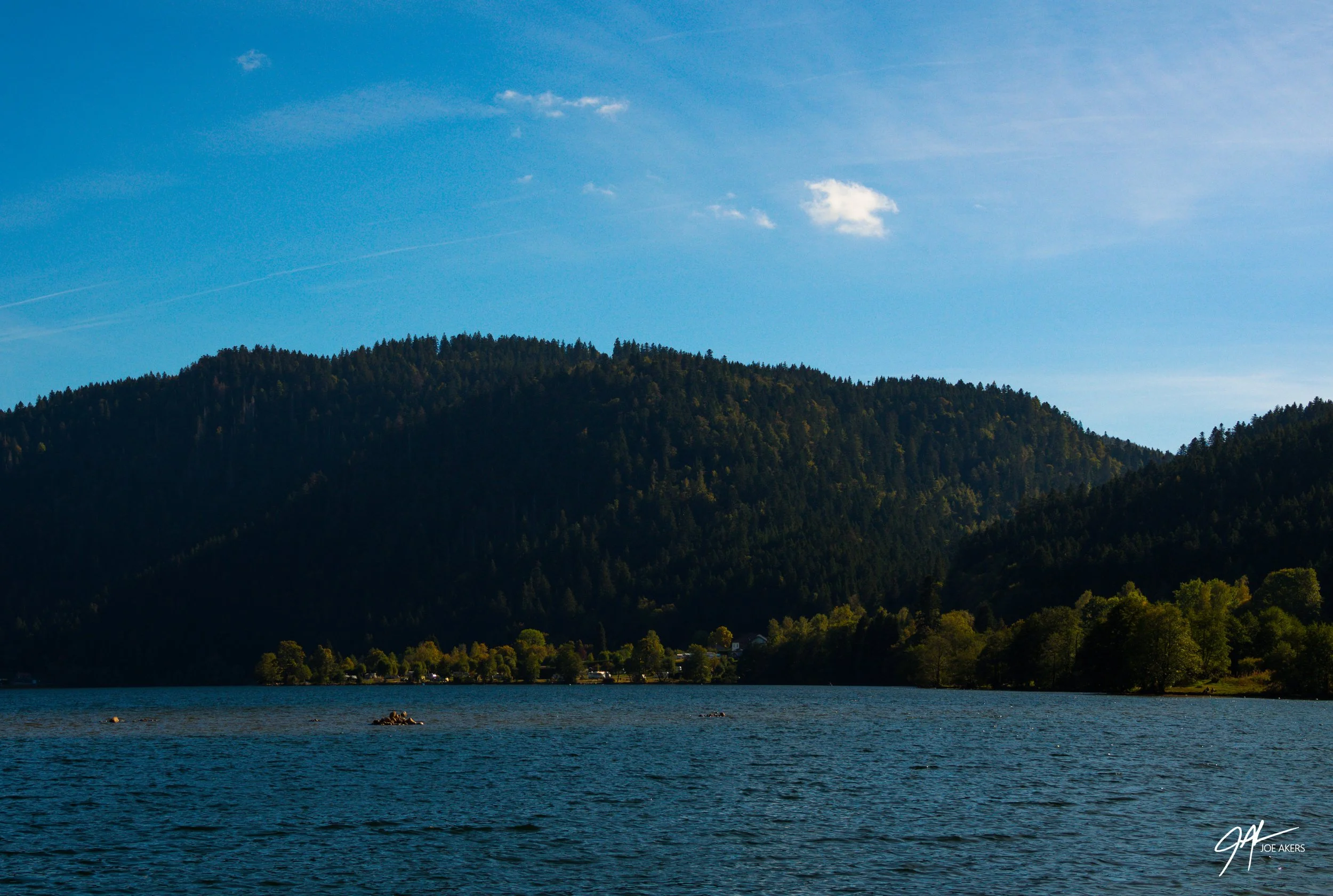 Lac de Longemere, France - Oct. 2026
