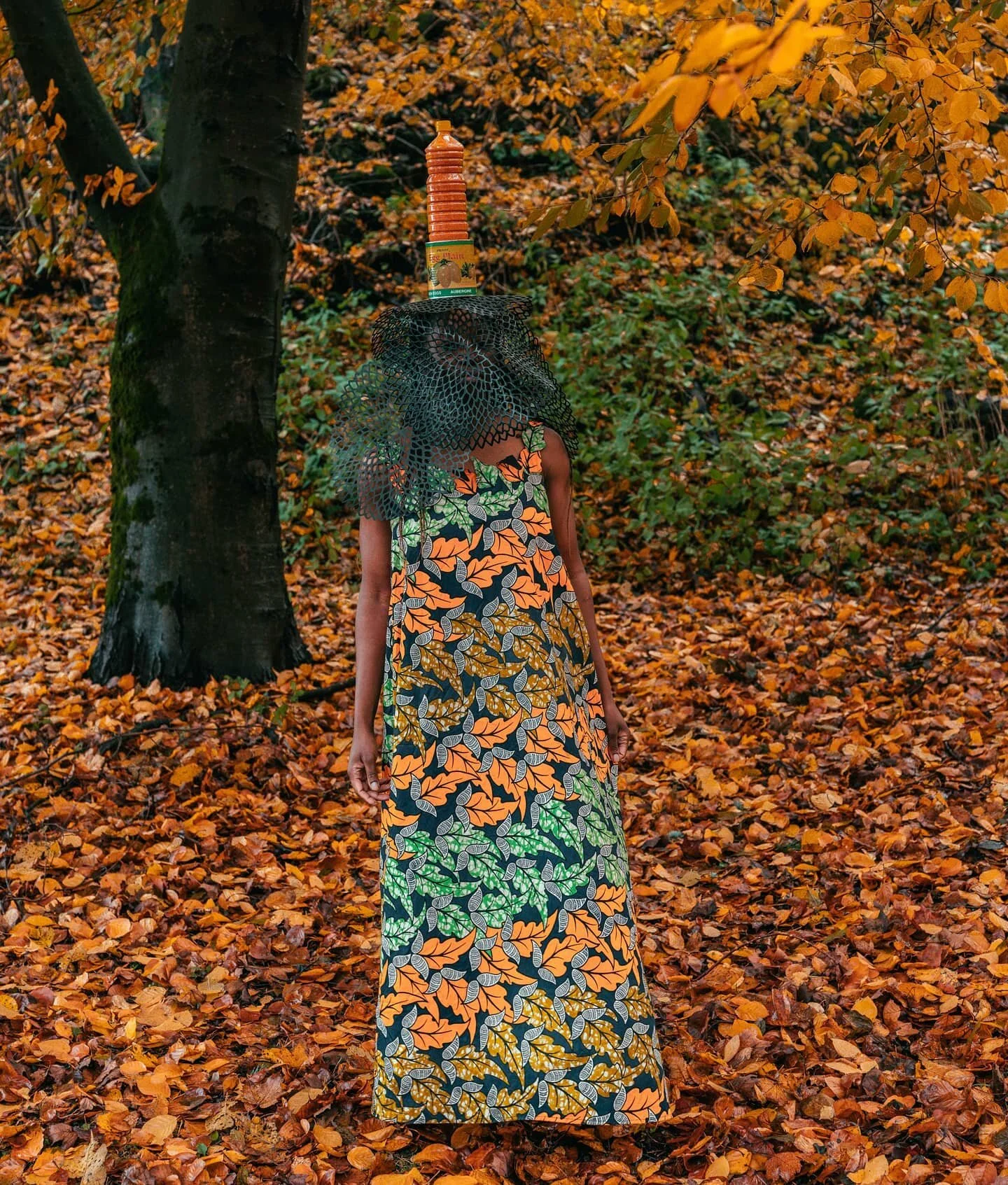 we won't Fall this autumn
.
.
.
.
.
.
.
.
.
.
.
.
.
#Msrafiki 
#femalephotographer #visitoslo #contemporaryartcollectors #portrait&nbsp; #artphotography  #Africanprint #visualsoflife #blackartists  #ankara #Contemporaryafricanart #afrodyssee #afrique