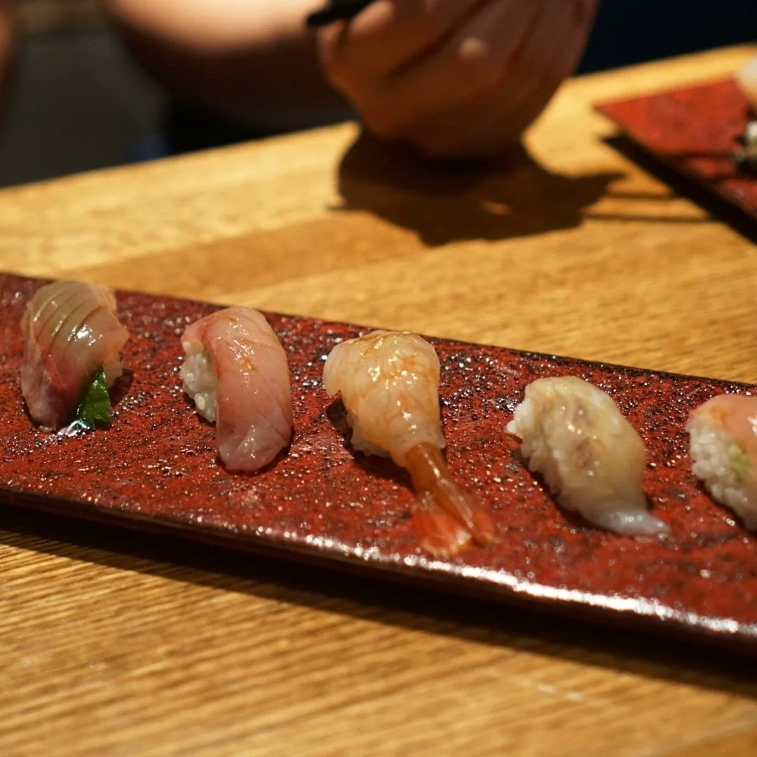 Super-Hiro's-Omakase-Sushi-Lineup.jpg