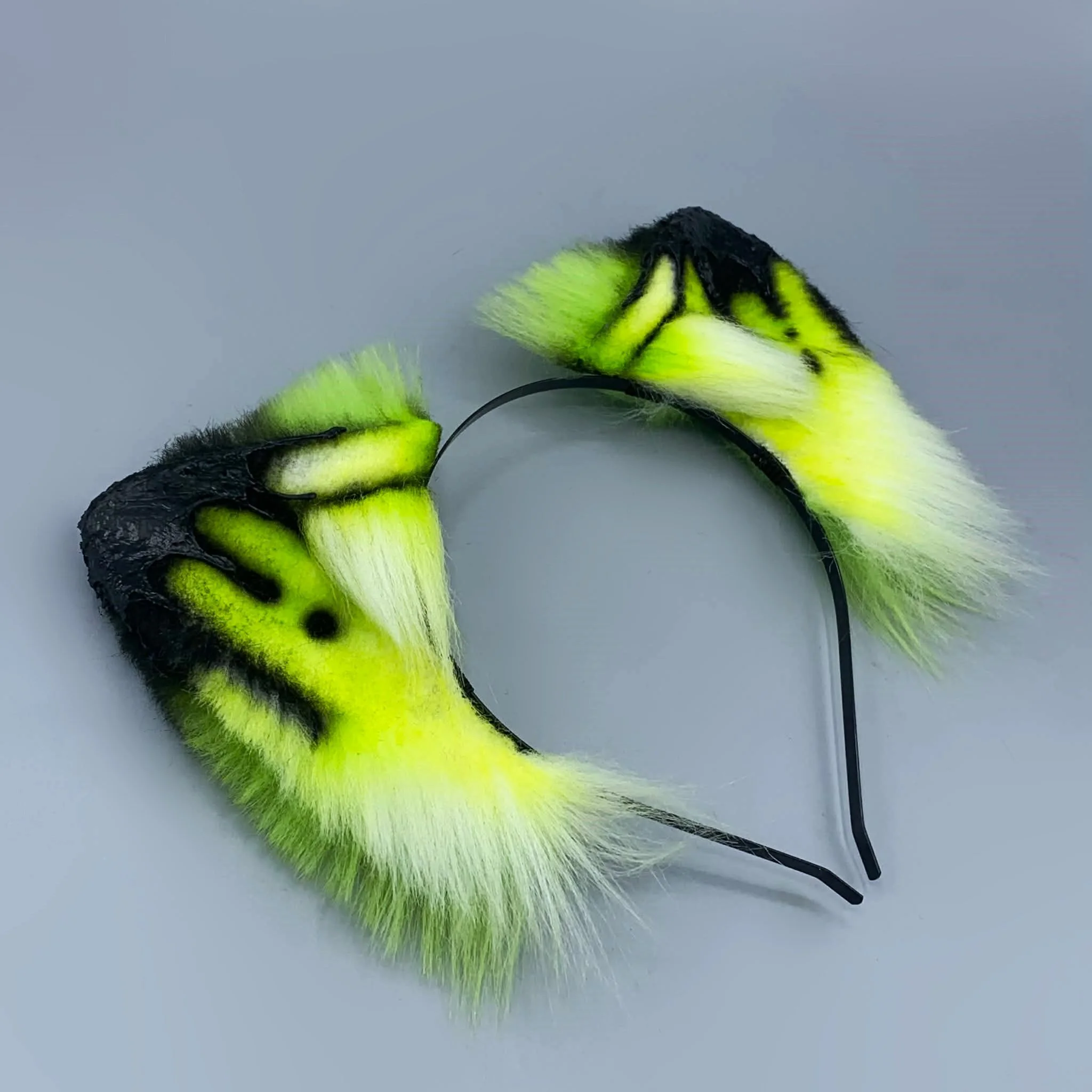 green drip wolf (3).jpg