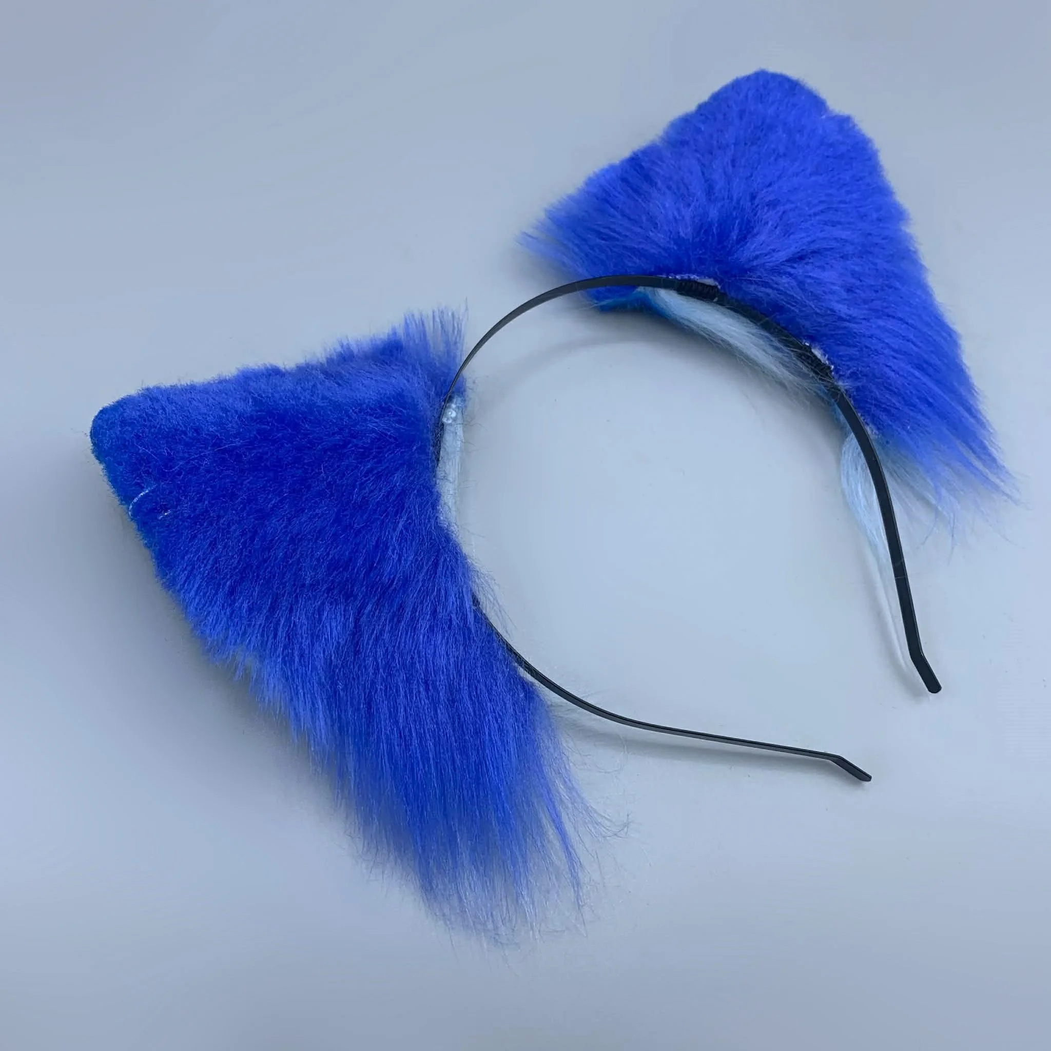 blue blue wolf (3).jpg