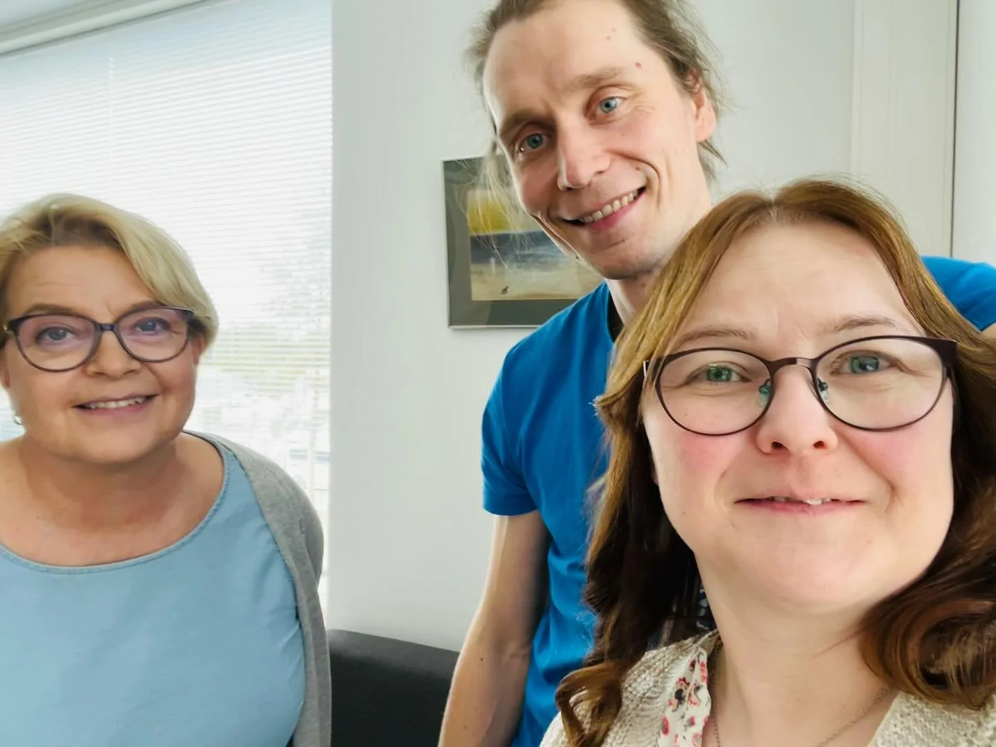 10.4. Akvarellin koululla @forssankaupunki ihmeteltiin erityisopetusluokissa mm. lukum&auml;&auml;ri&auml; ja kymmenj&auml;rjestelm&auml;&auml;. Ekaluokkalainen rakensi viidell&auml; kymppiparilla ja viidell&auml; nappulalla huikean hienon tornin, jo
