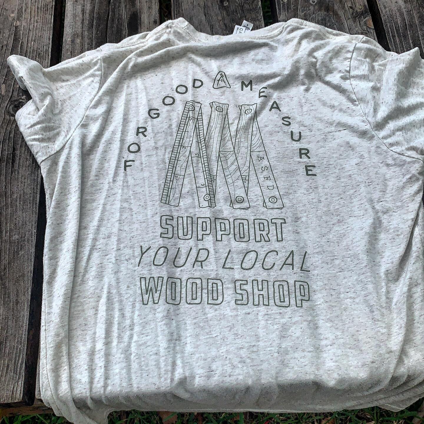 Buy a tshirt and support the great people over at @austinschooloffurniture !

#handtools#atxkids#woodworking #smallbusiness